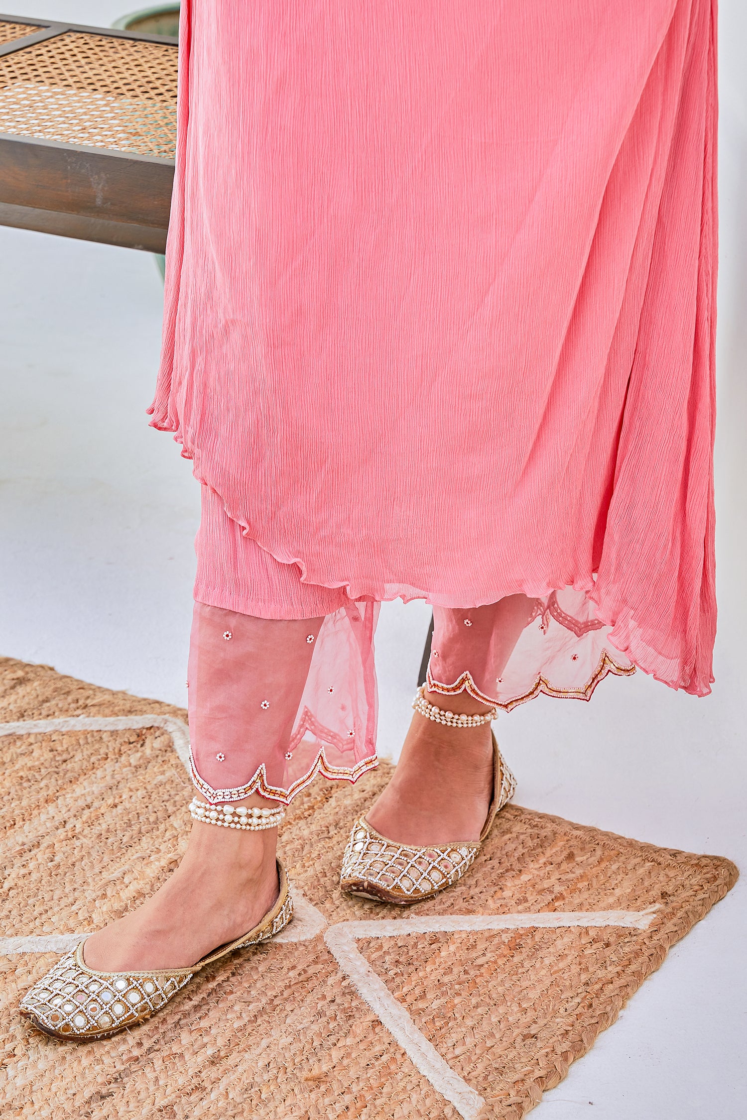 Khel Nayna Pink Set