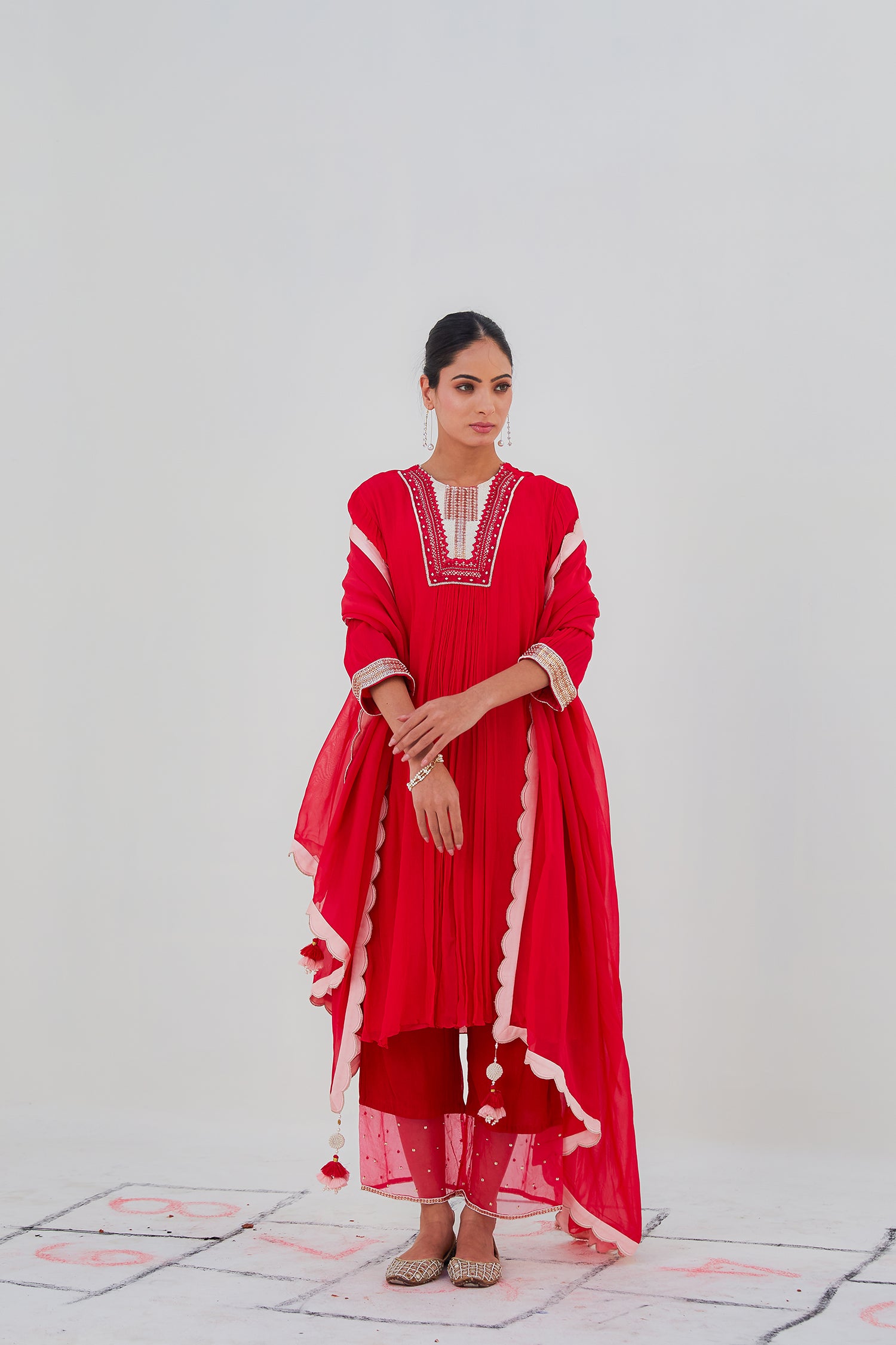 Khel Tejas Red Set