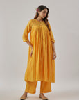Sunehri kurta set