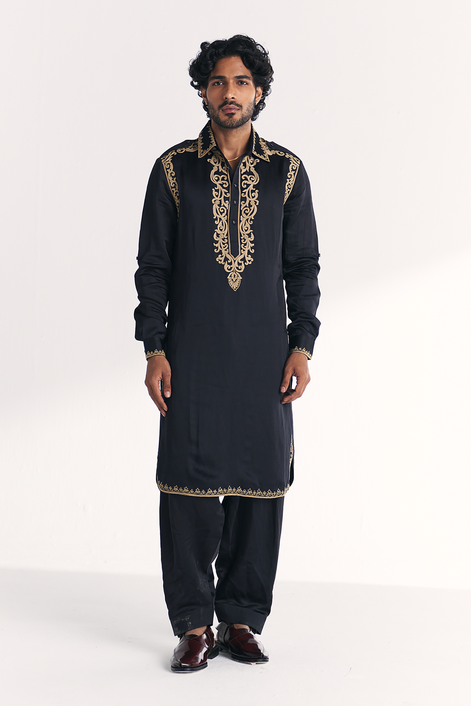 Wajad Black Pathani Kurta Set
