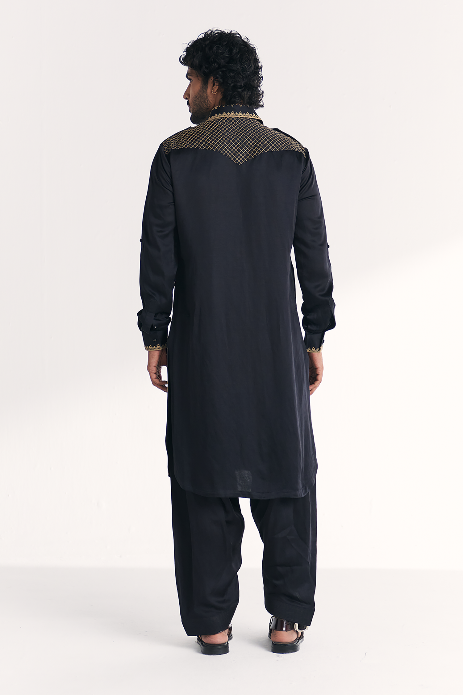 Wajad Black Pathani Kurta Set