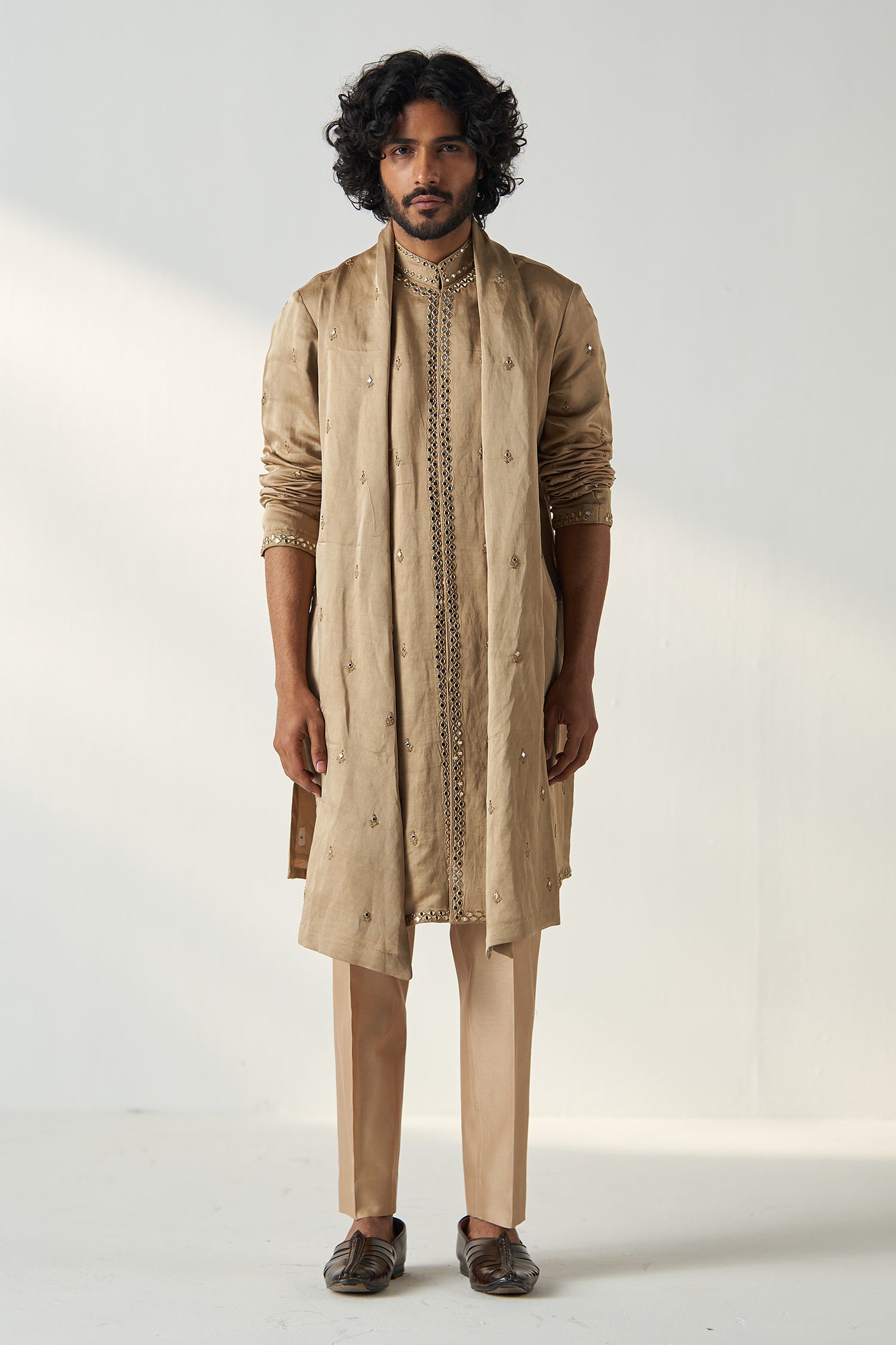 Vivaan Kurta Pant Stole Set