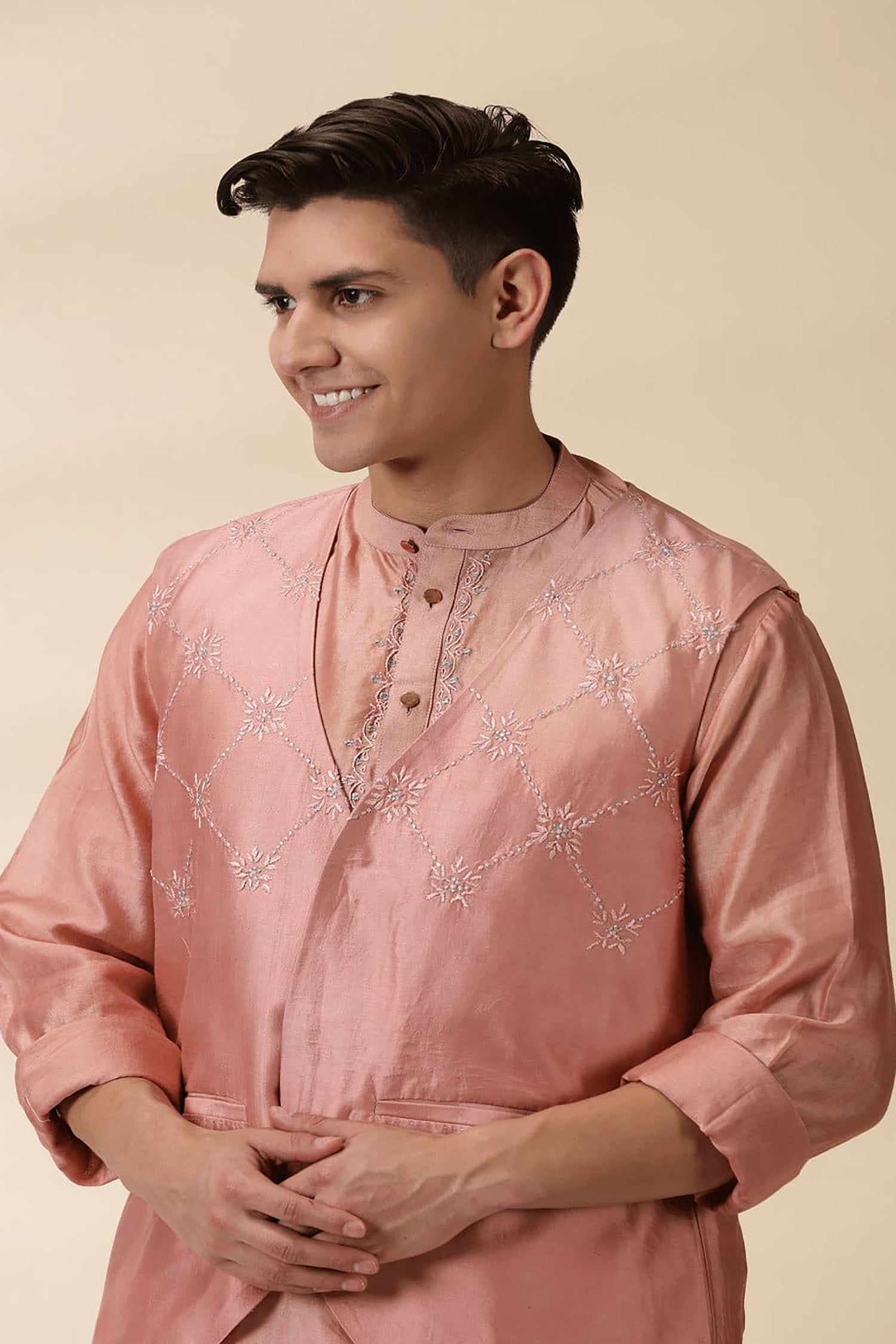 Chanderi Men Sadri & Kurta Set - Peach