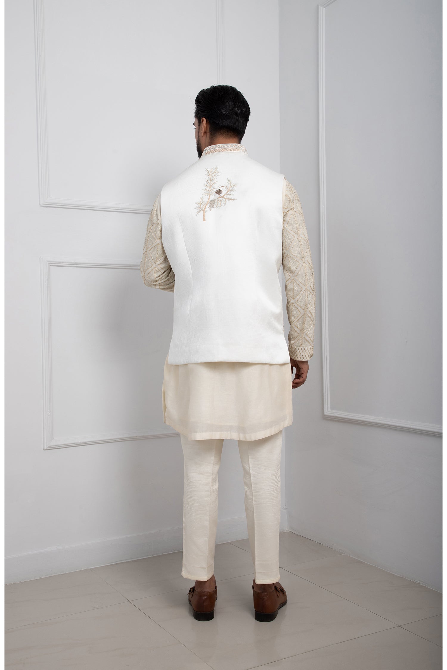 Gilded Ivory Nehru and Kurta Set