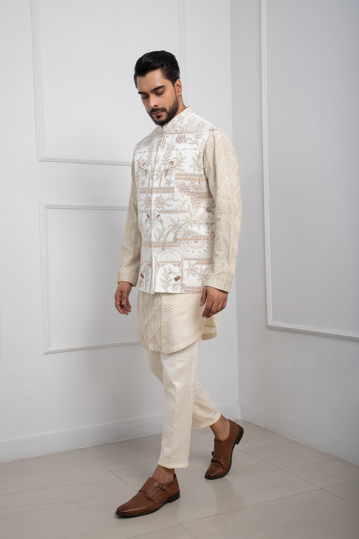 Gilded Ivory Nehru and Kurta Set