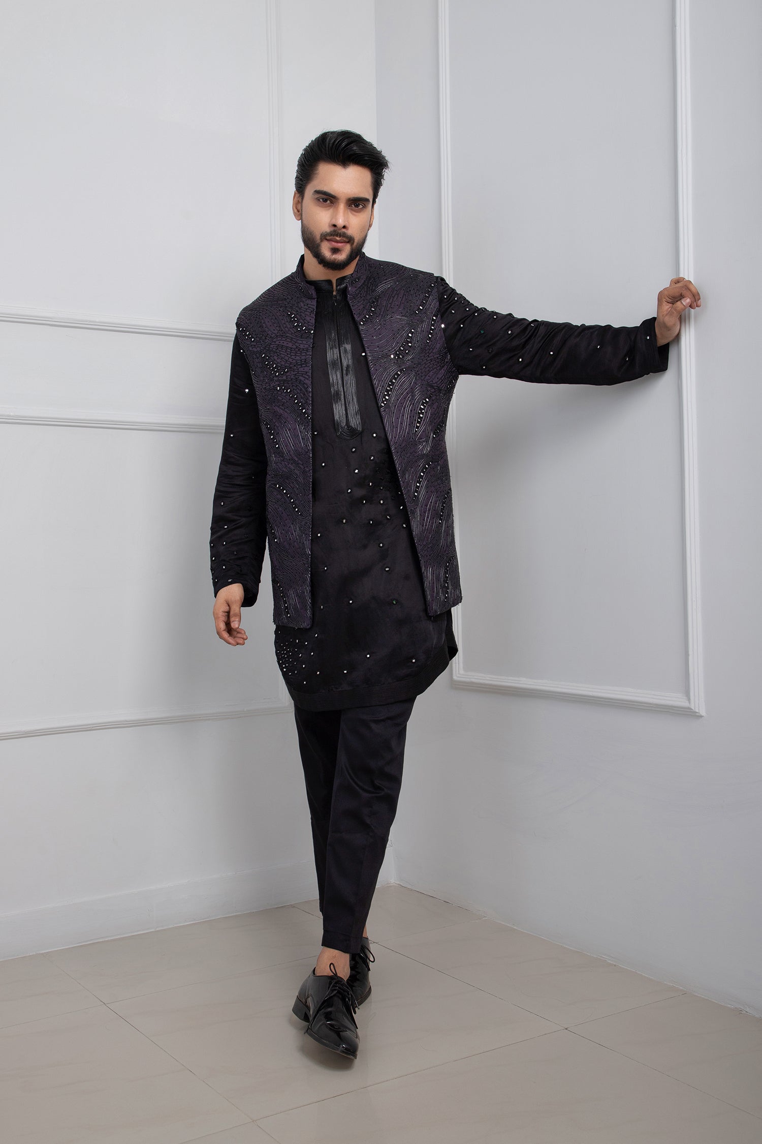 Obsidian Nehru and Zipper Kurta Set