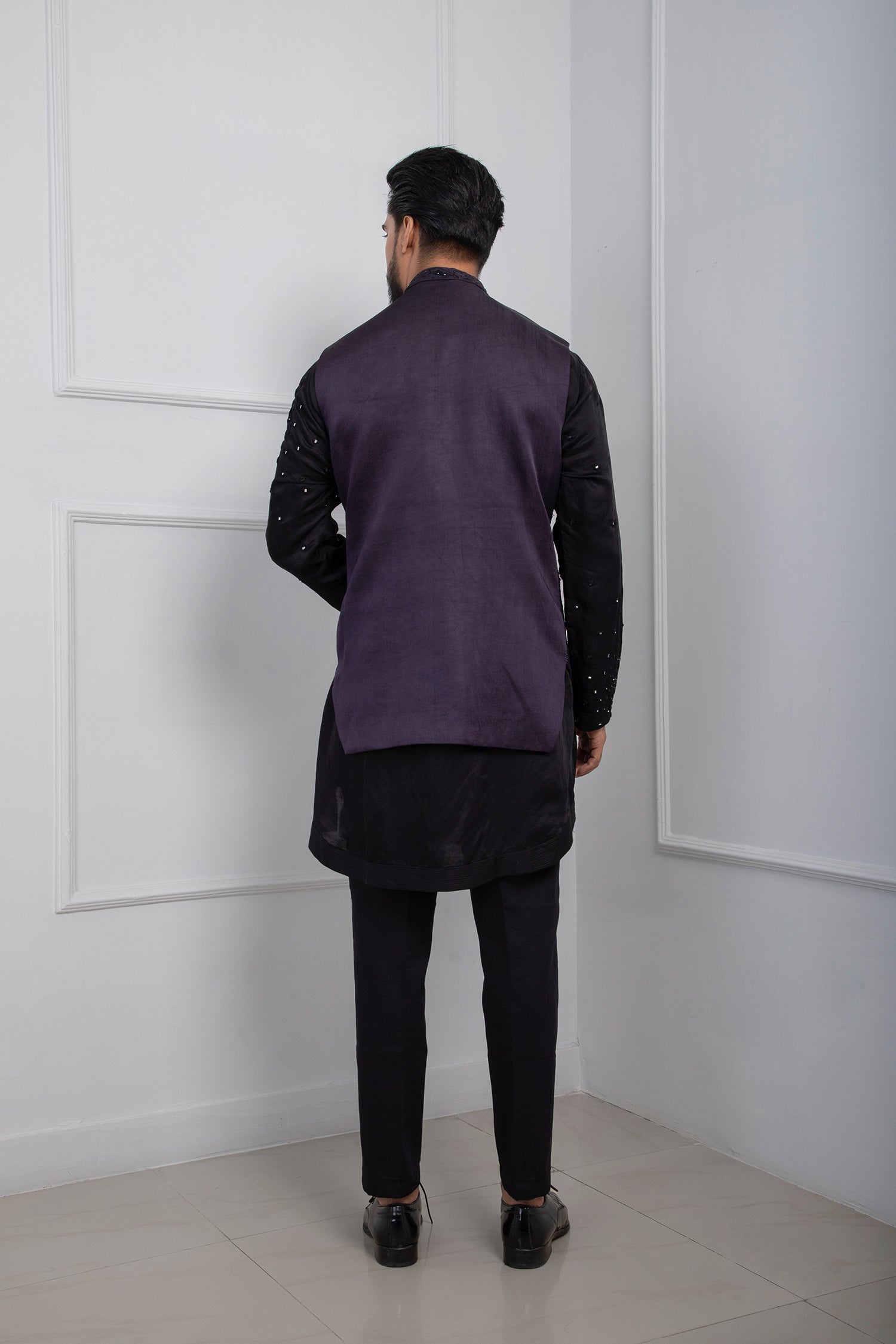 Obsidian Nehru and Zipper Kurta Set