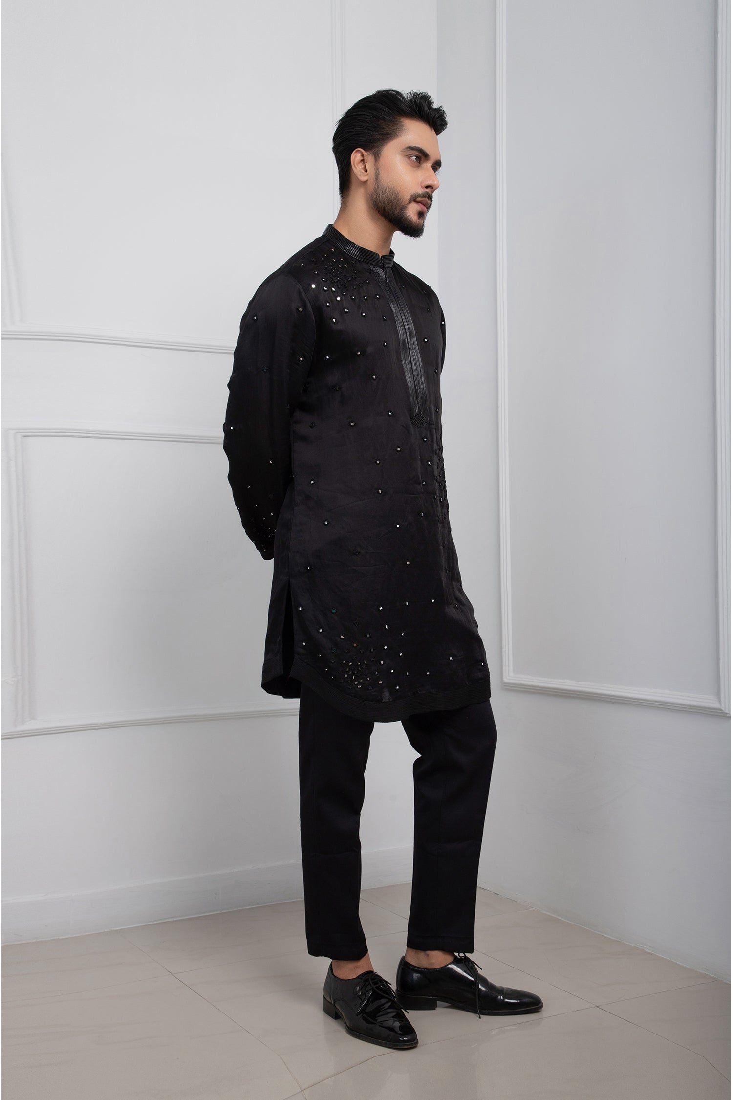 Obsidian Zipper Kurta Set