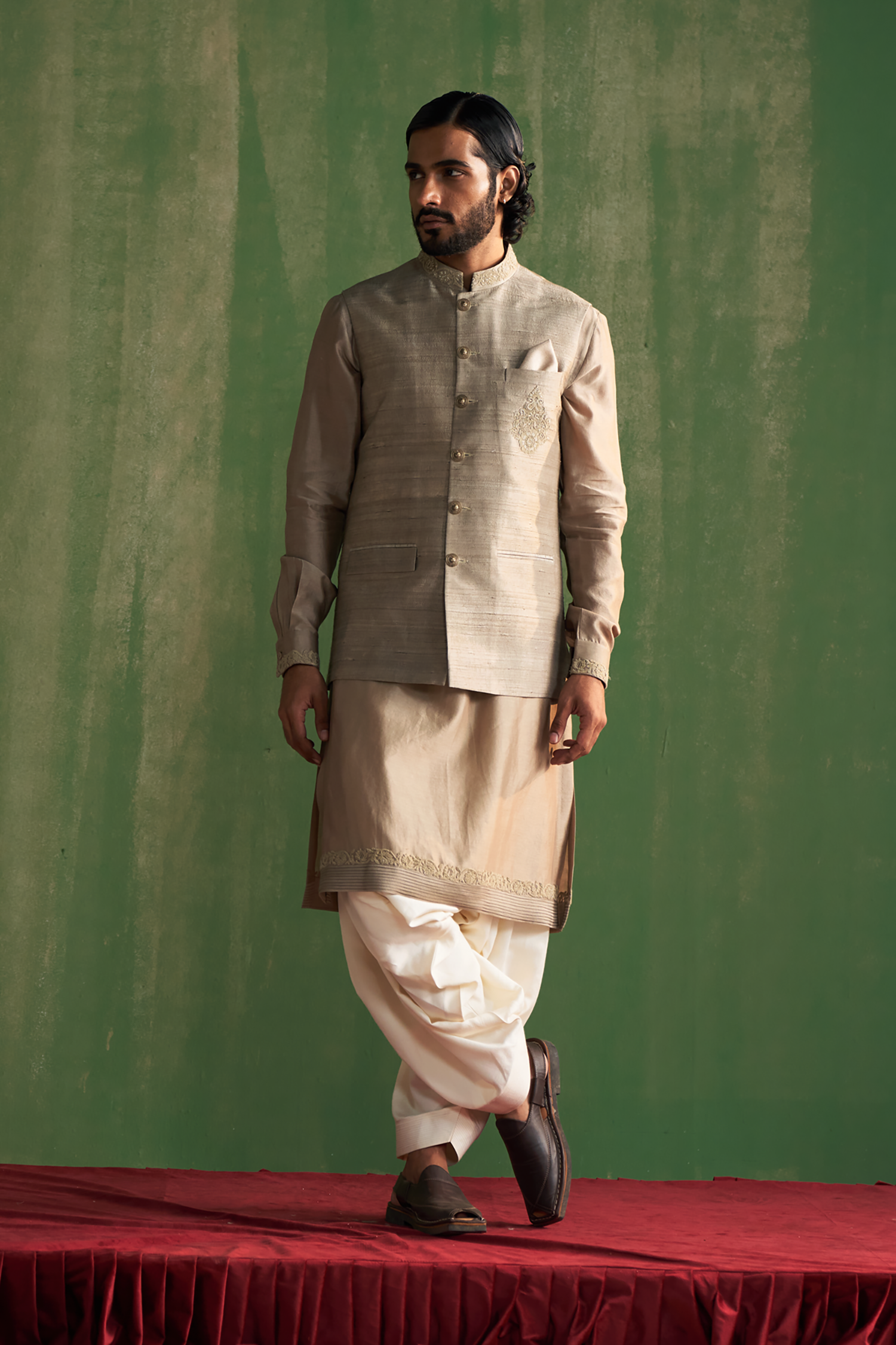 Sairaj Grey Bandi Set