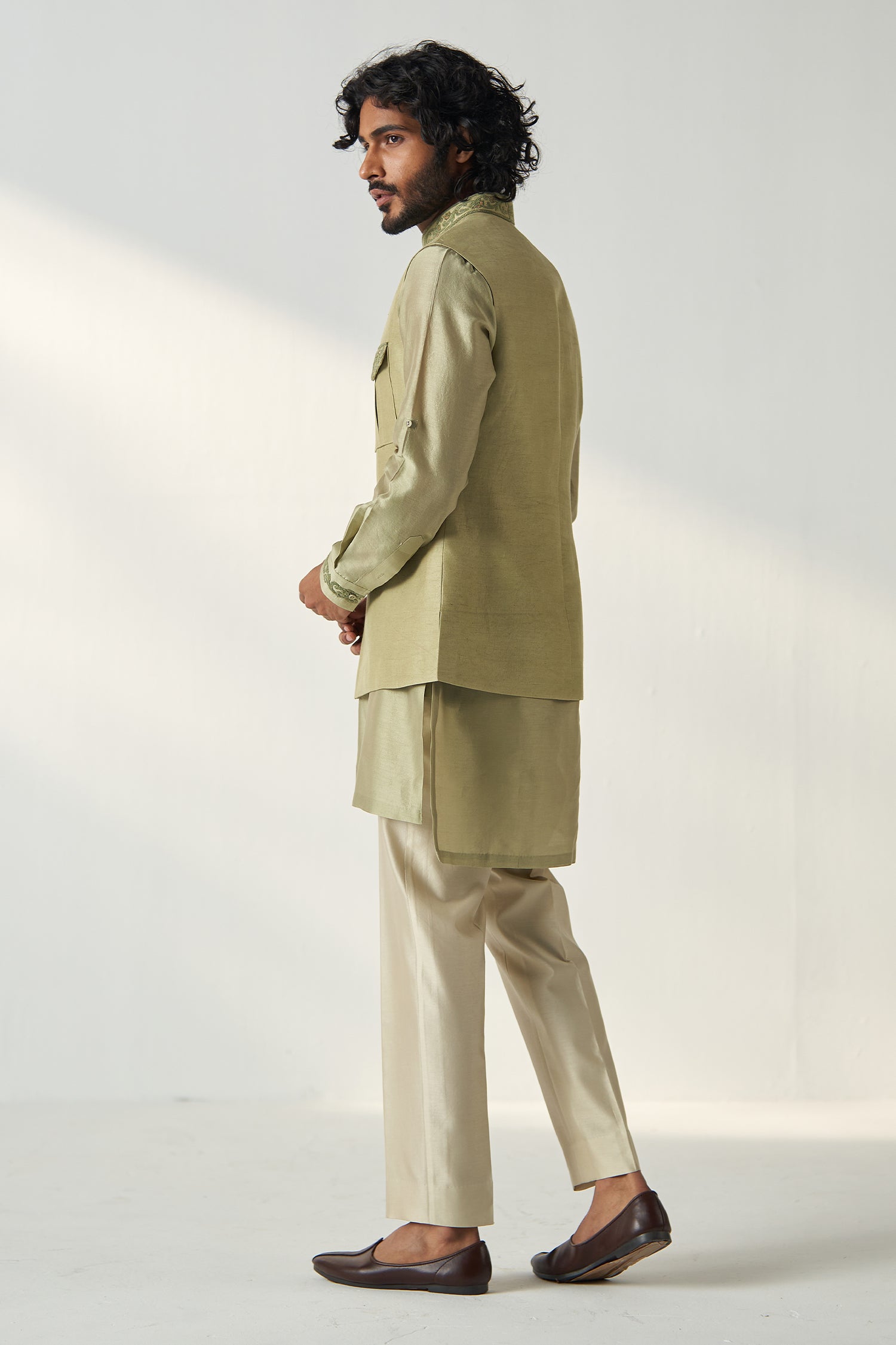 Evan Bandi Set