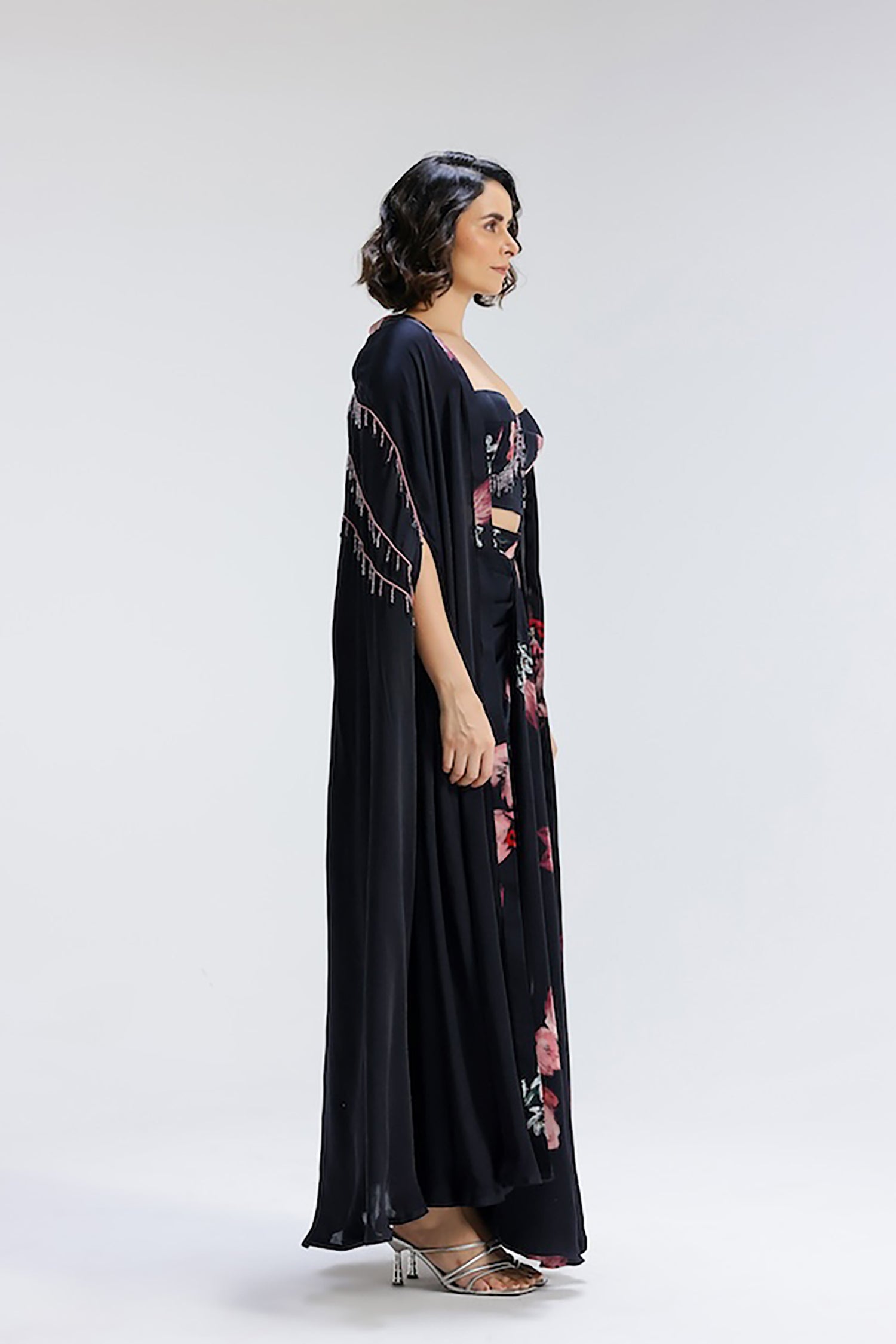 Kiara Skirt With
Bustier And A Shrug