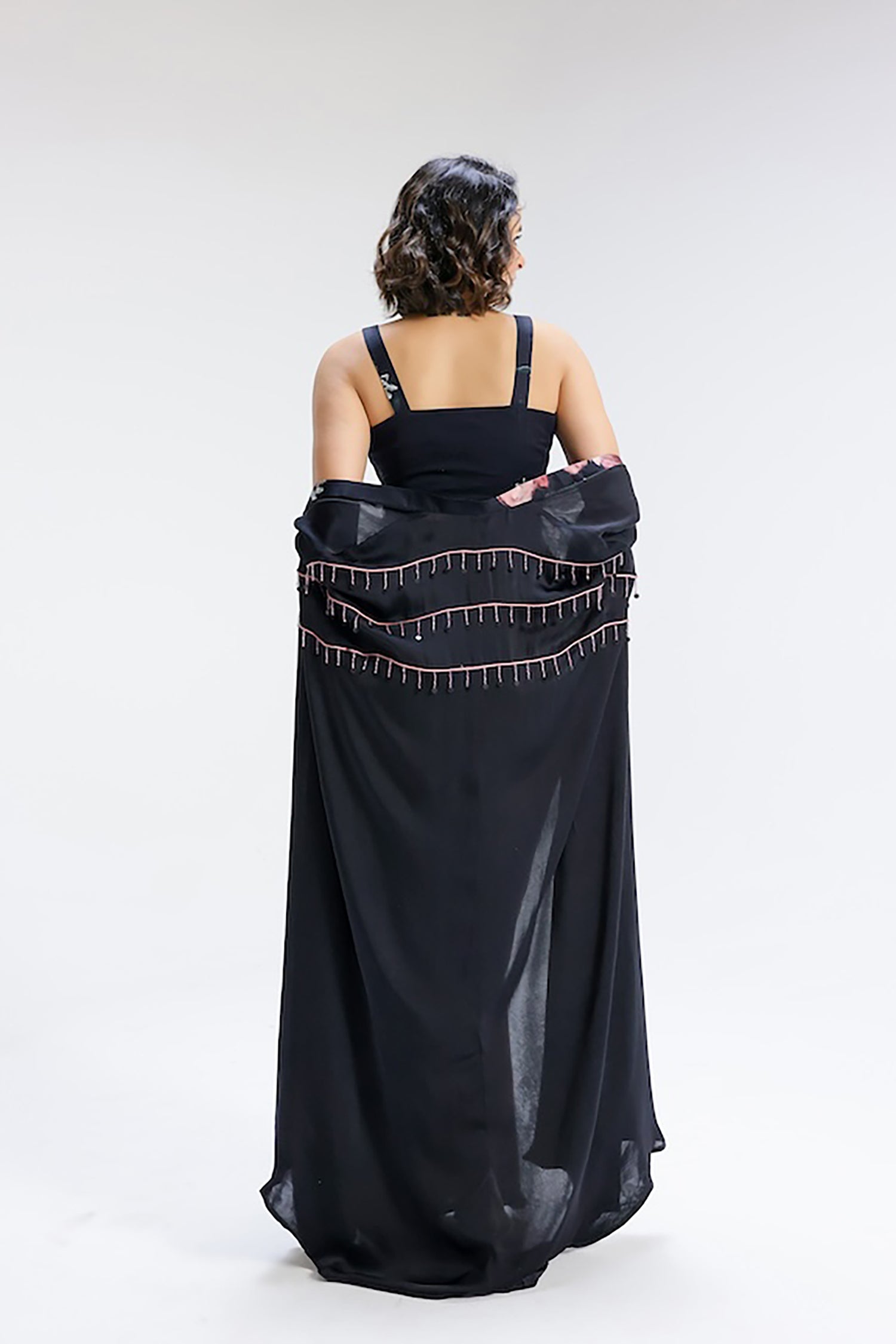 Kiara Skirt With
Bustier And A Shrug