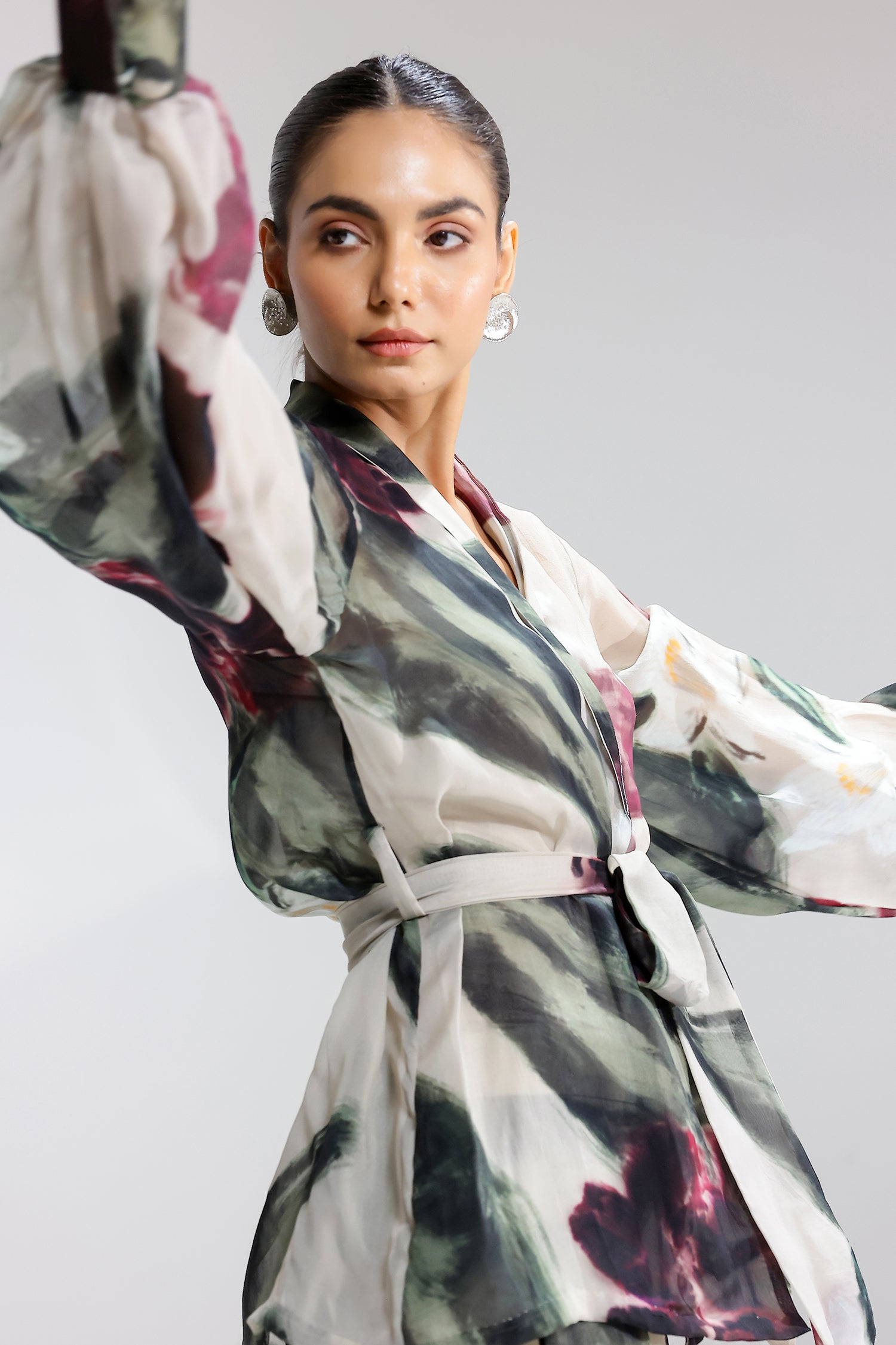 Ivy Gardenia Organza
Jacket Set
