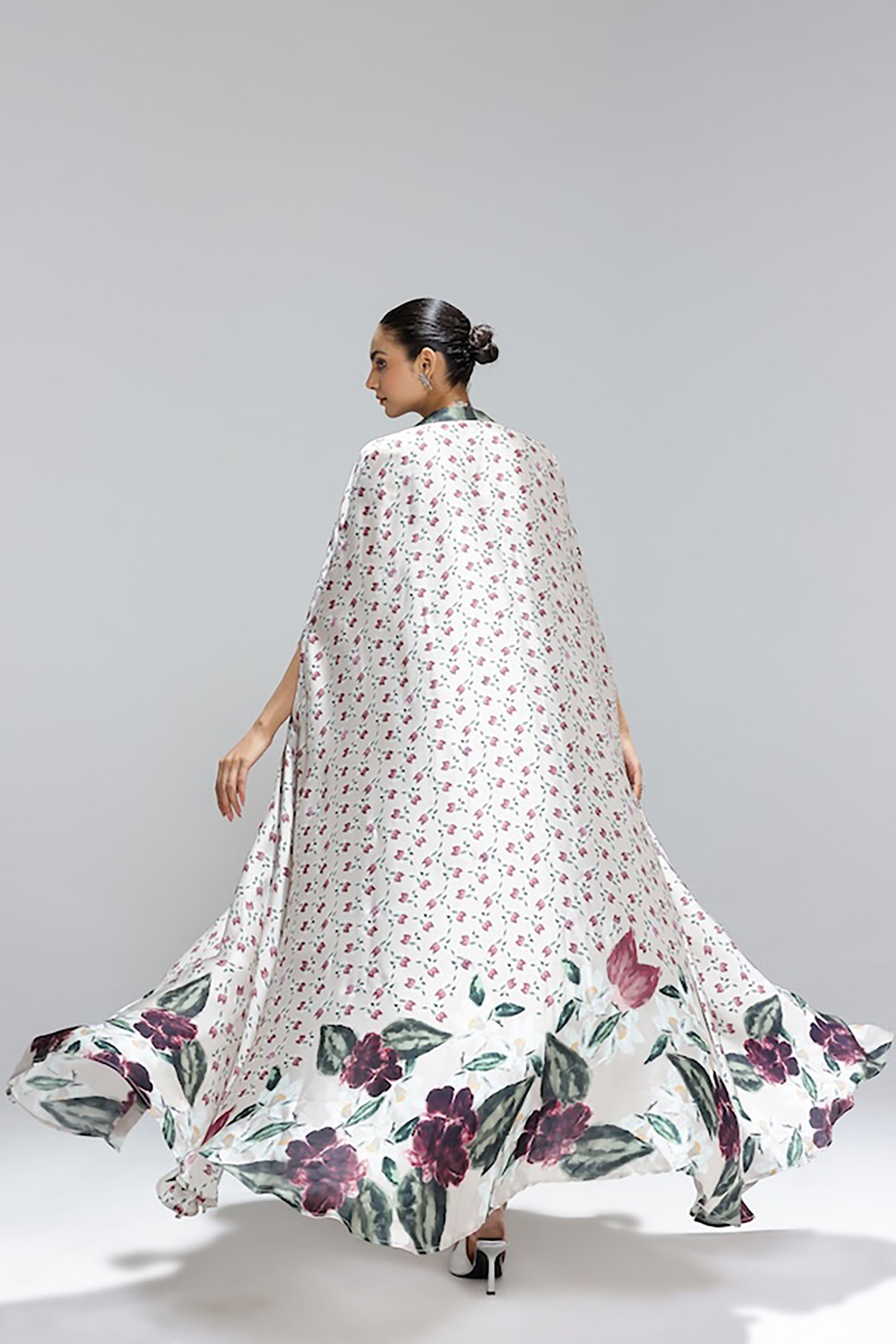 Flora Skirt With Bustier And A Shrug