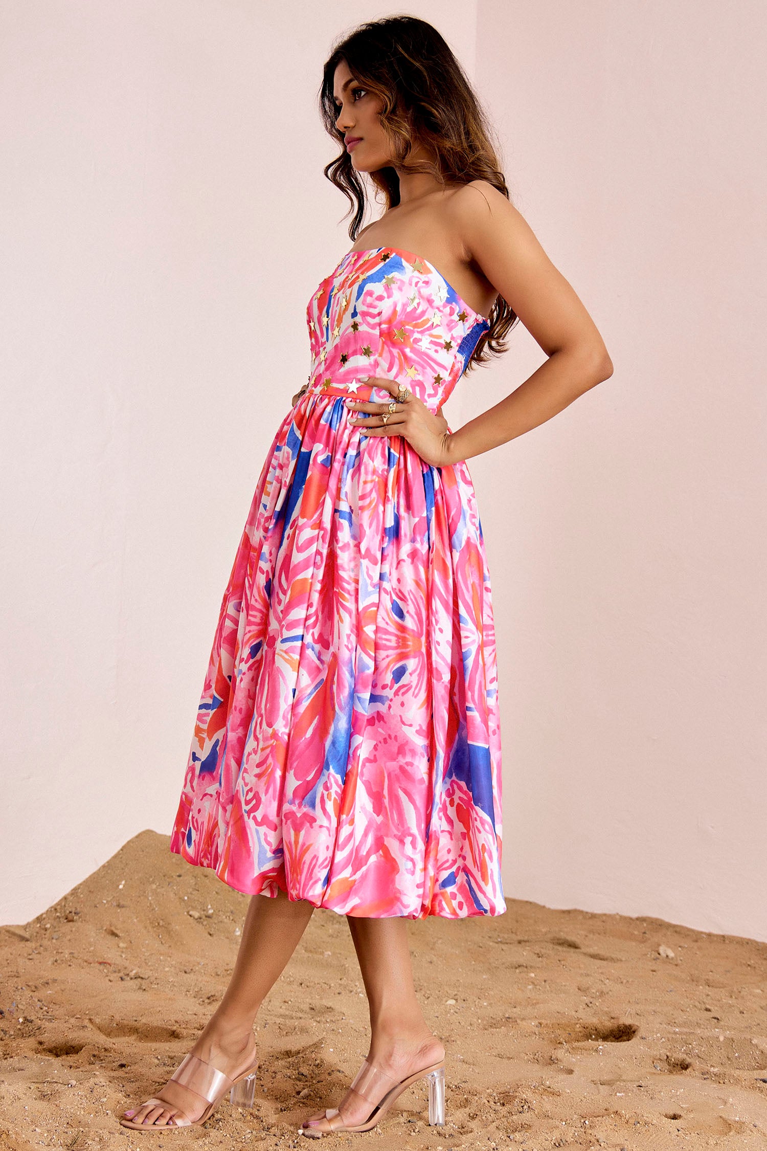 Strapless Tube Balloon Dress with Gathered Waist and Star Embellishment