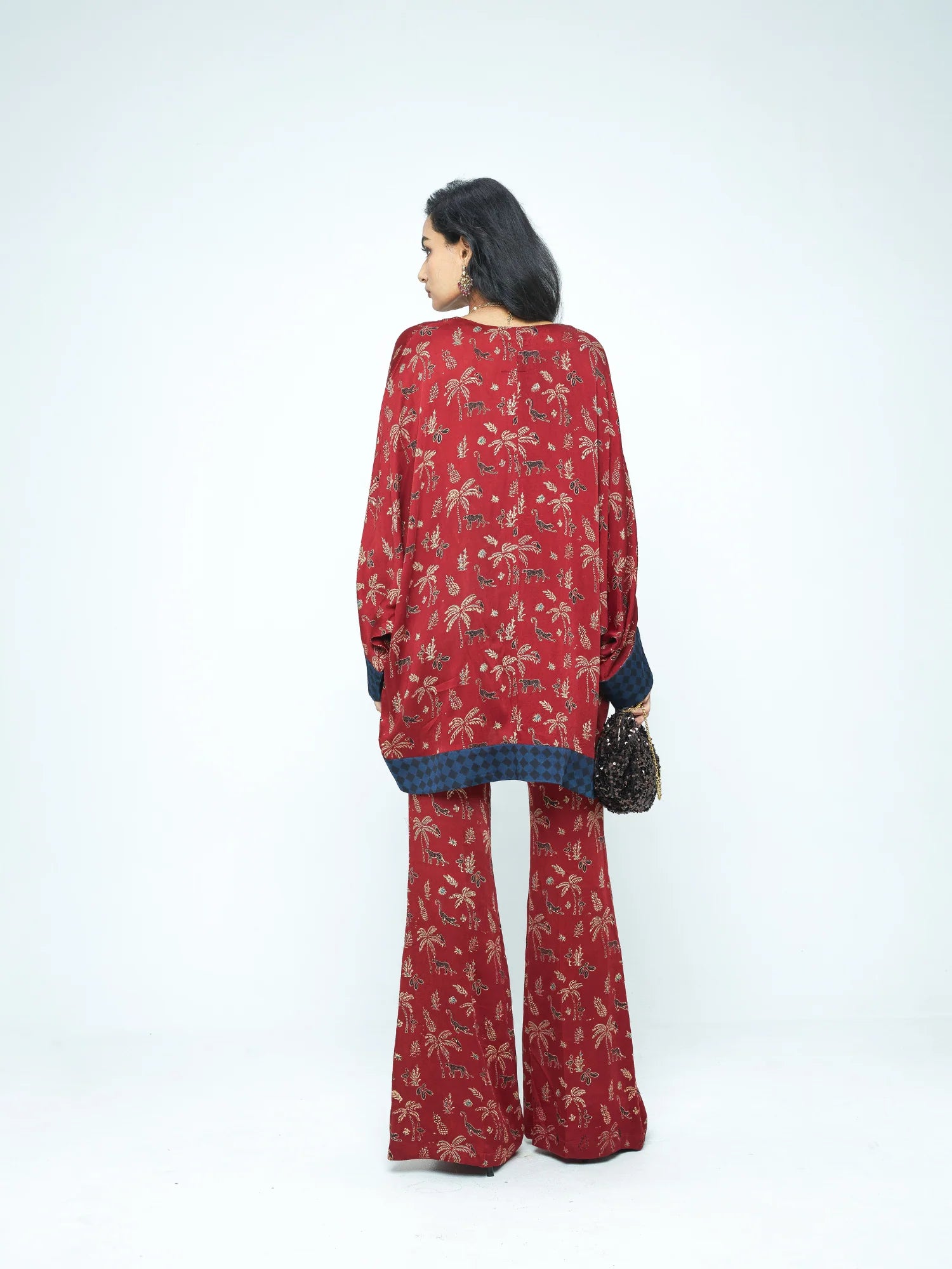 DOLMAN SLEEVE TUNIC