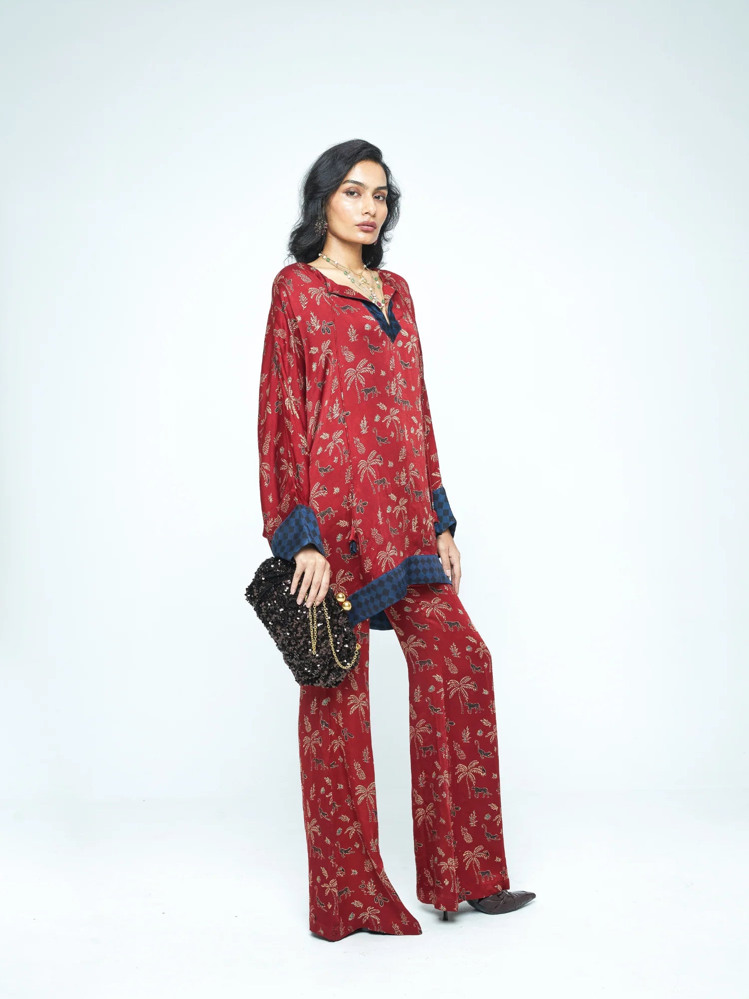 DOLMAN SLEEVE TUNIC