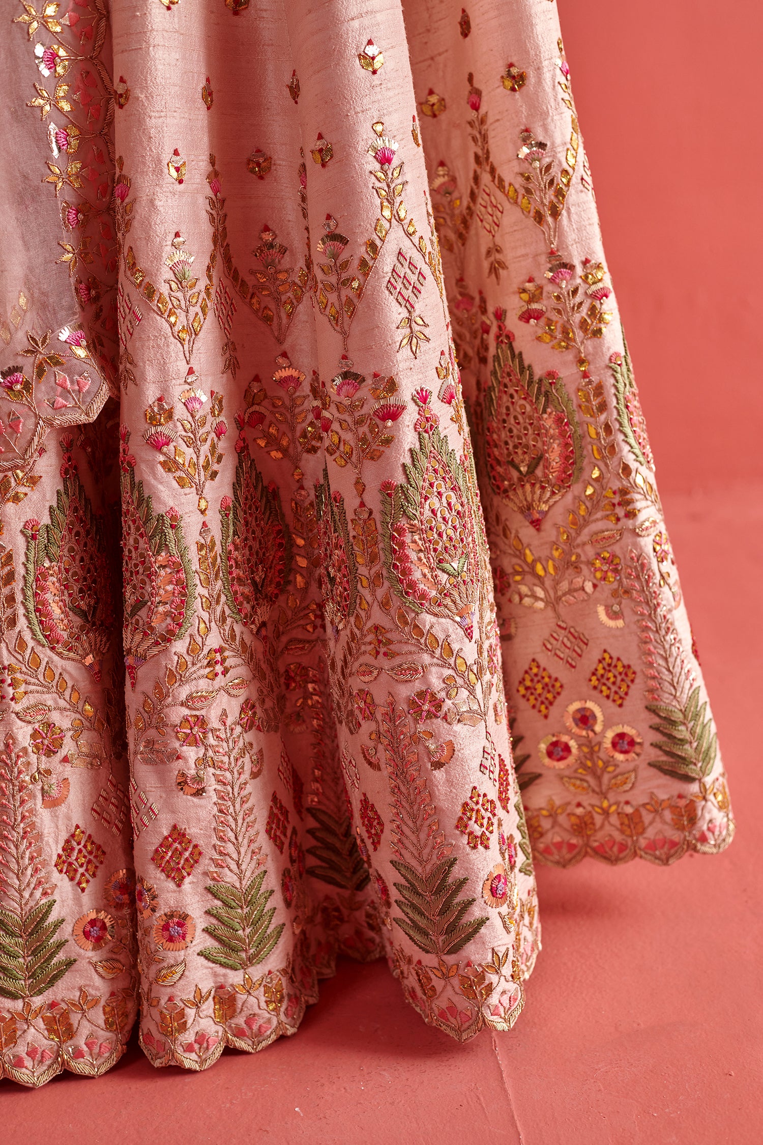 Powdered Pink Lehenga Set With Organza Dupatta