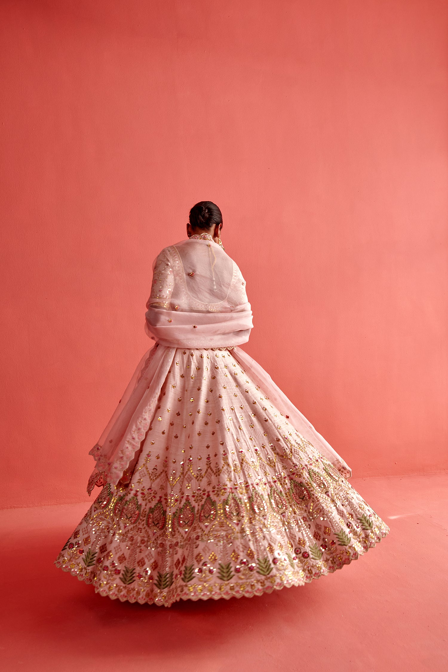 Powdered Pink Lehenga Set With Organza Dupatta