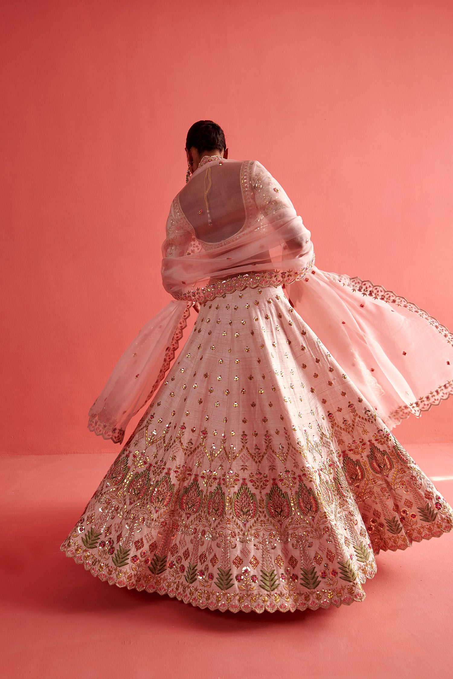 Powdered Pink Lehenga Set With Organza Dupatta