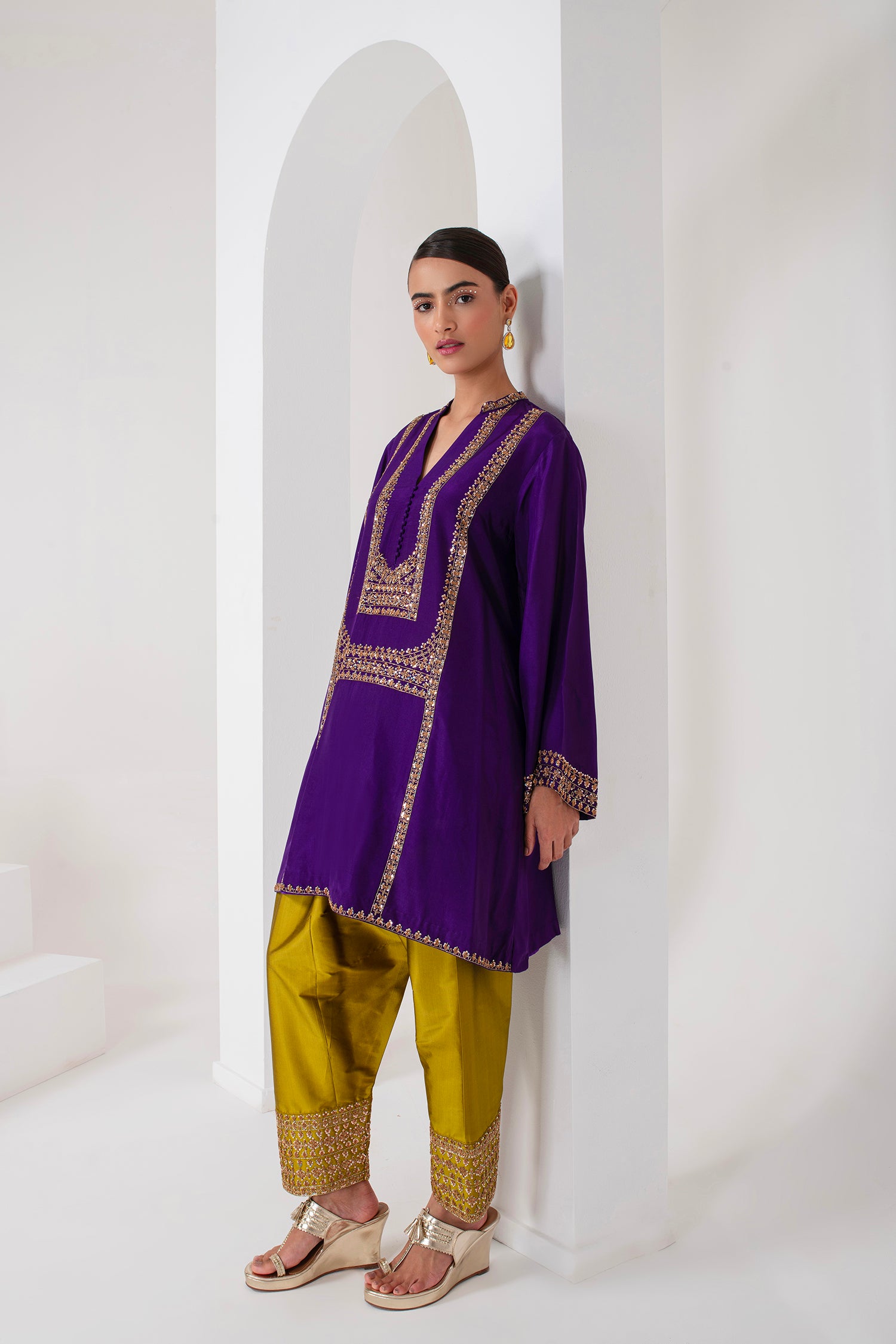 Purple & olive green contrast Pakistani suit – Fashefy