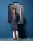 Ayina Kurta