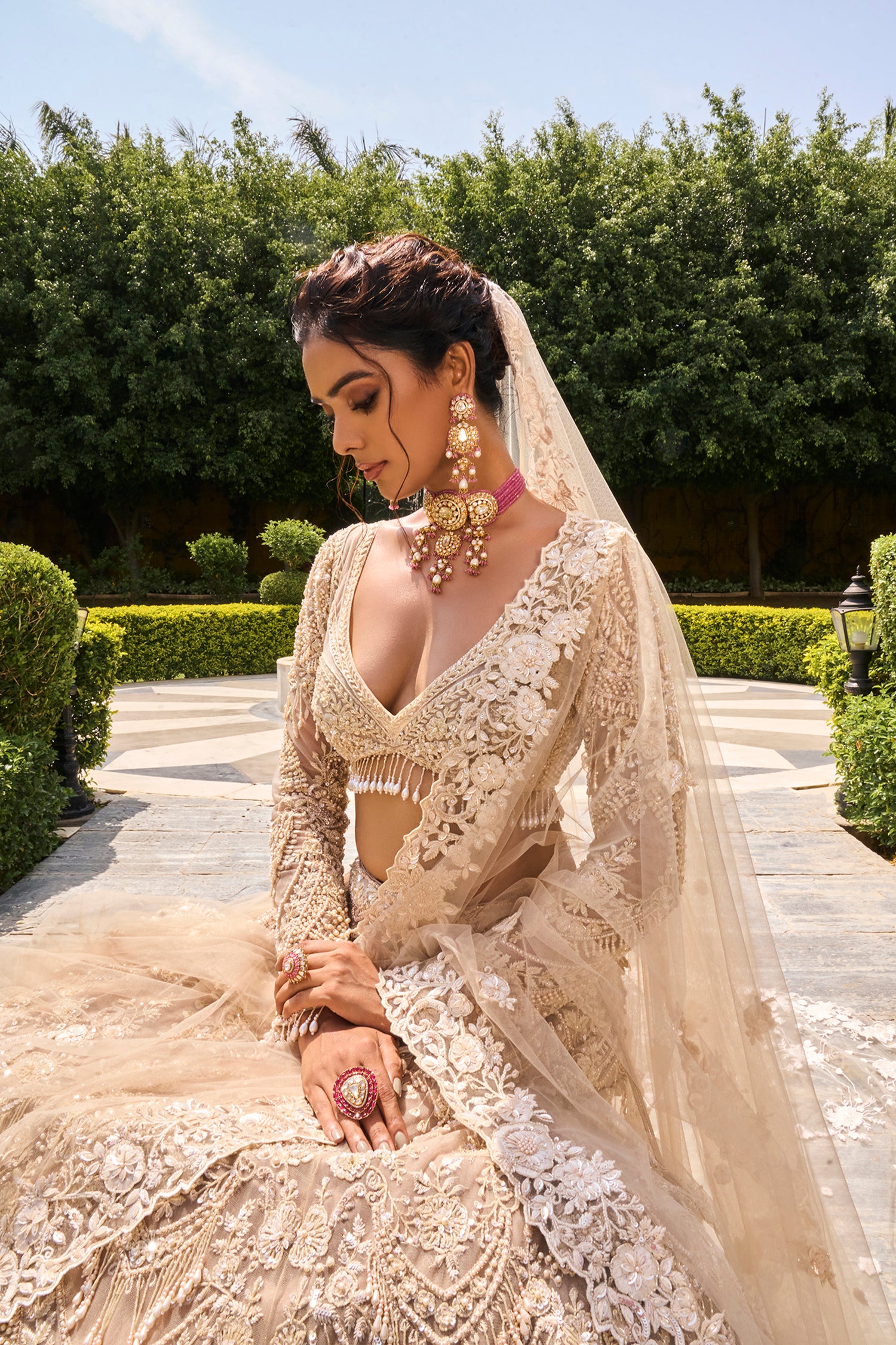 Buy Designer Wedding Wear - Indian Bridal & Guest Outfits - Fashefy Buy Designer Wedding Wear - Indian Bridal & Guest Outfits - Fashefy
