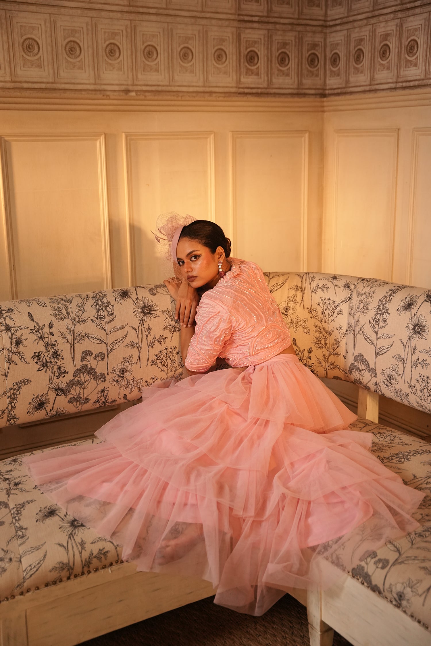 TT Lapel Collar Crop Top With Frill Skirt