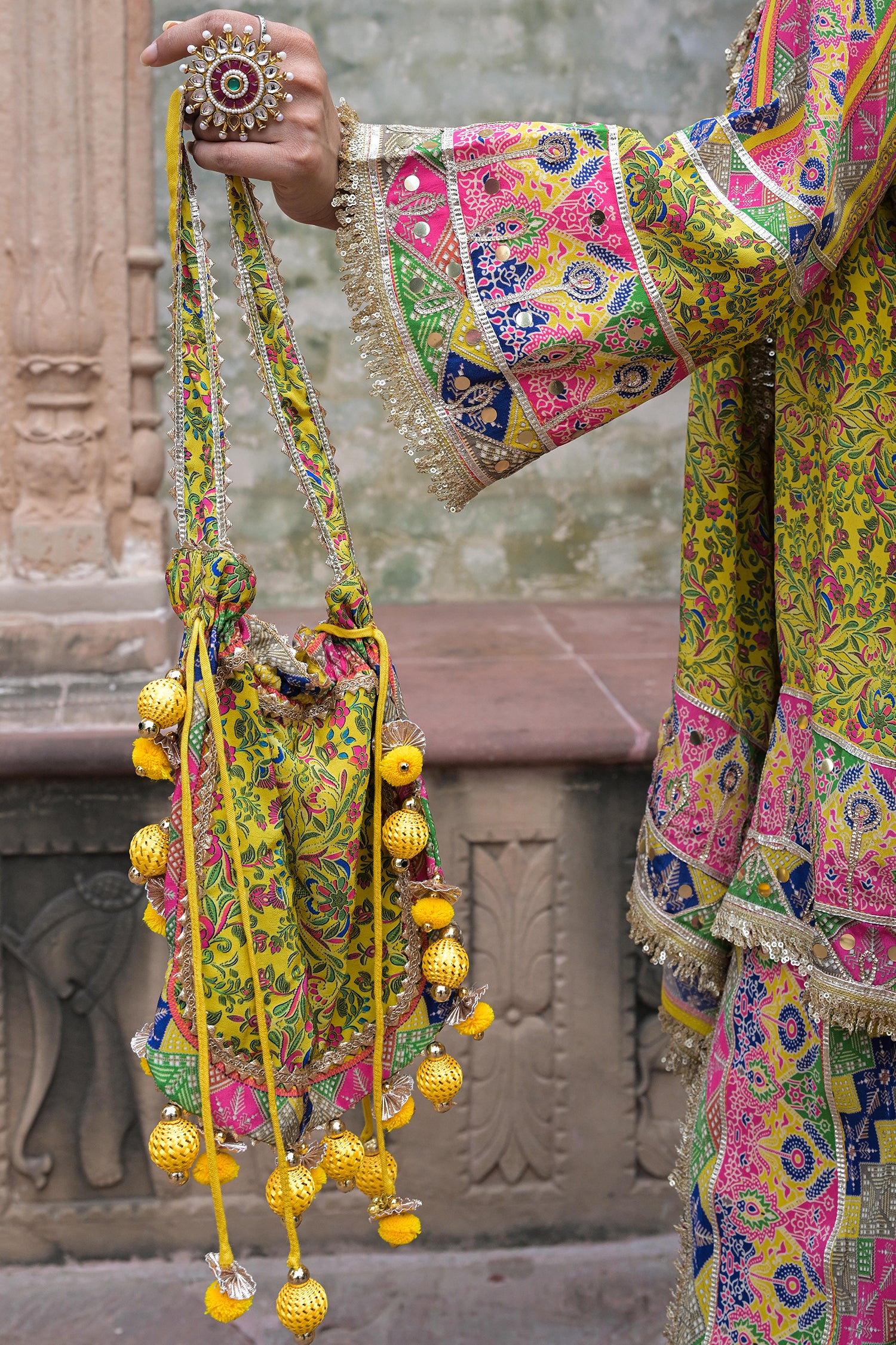 Green Viscose Crepe Suit Set with Tulip Pants – Festive Flair