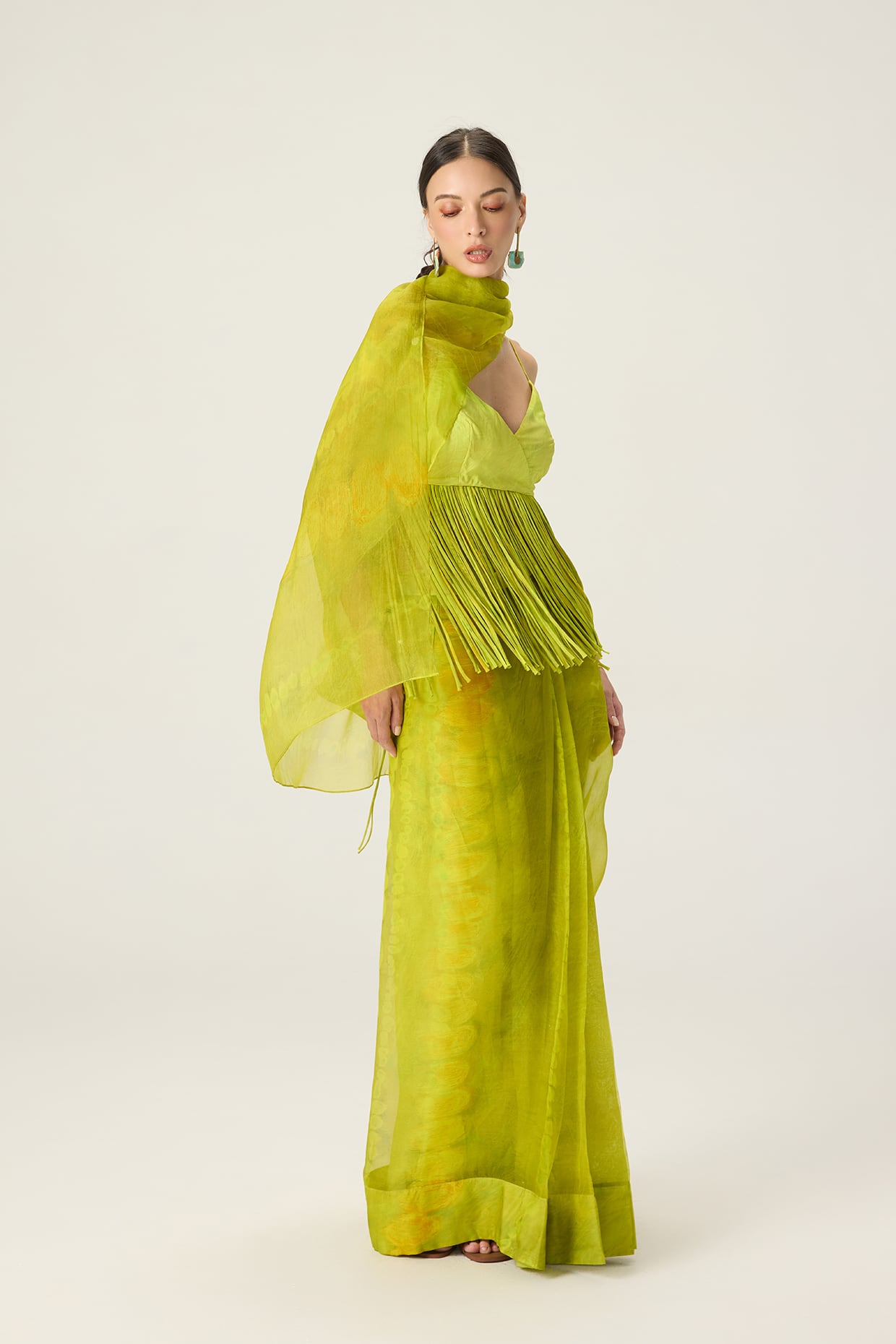 RAVEN BLOUSE / AGATHA SARI