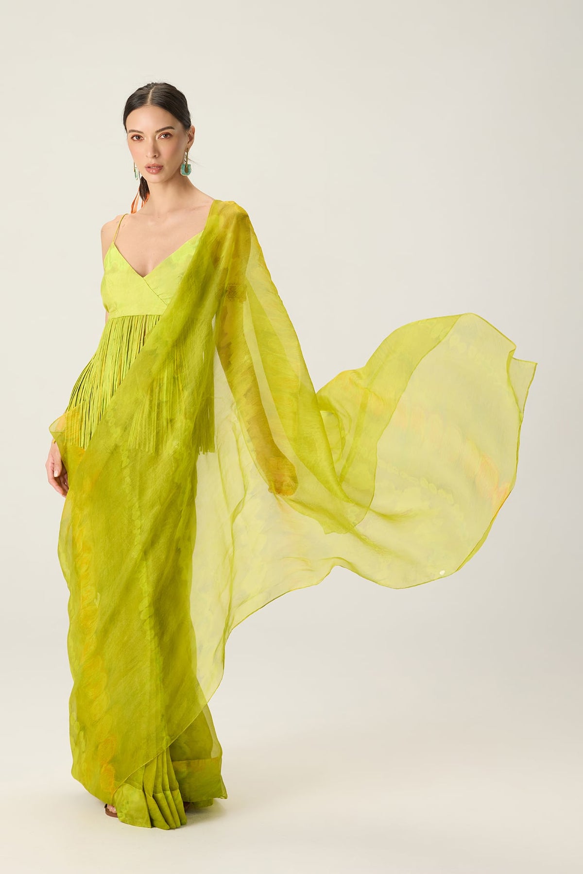 RAVEN BLOUSE / AGATHA SARI