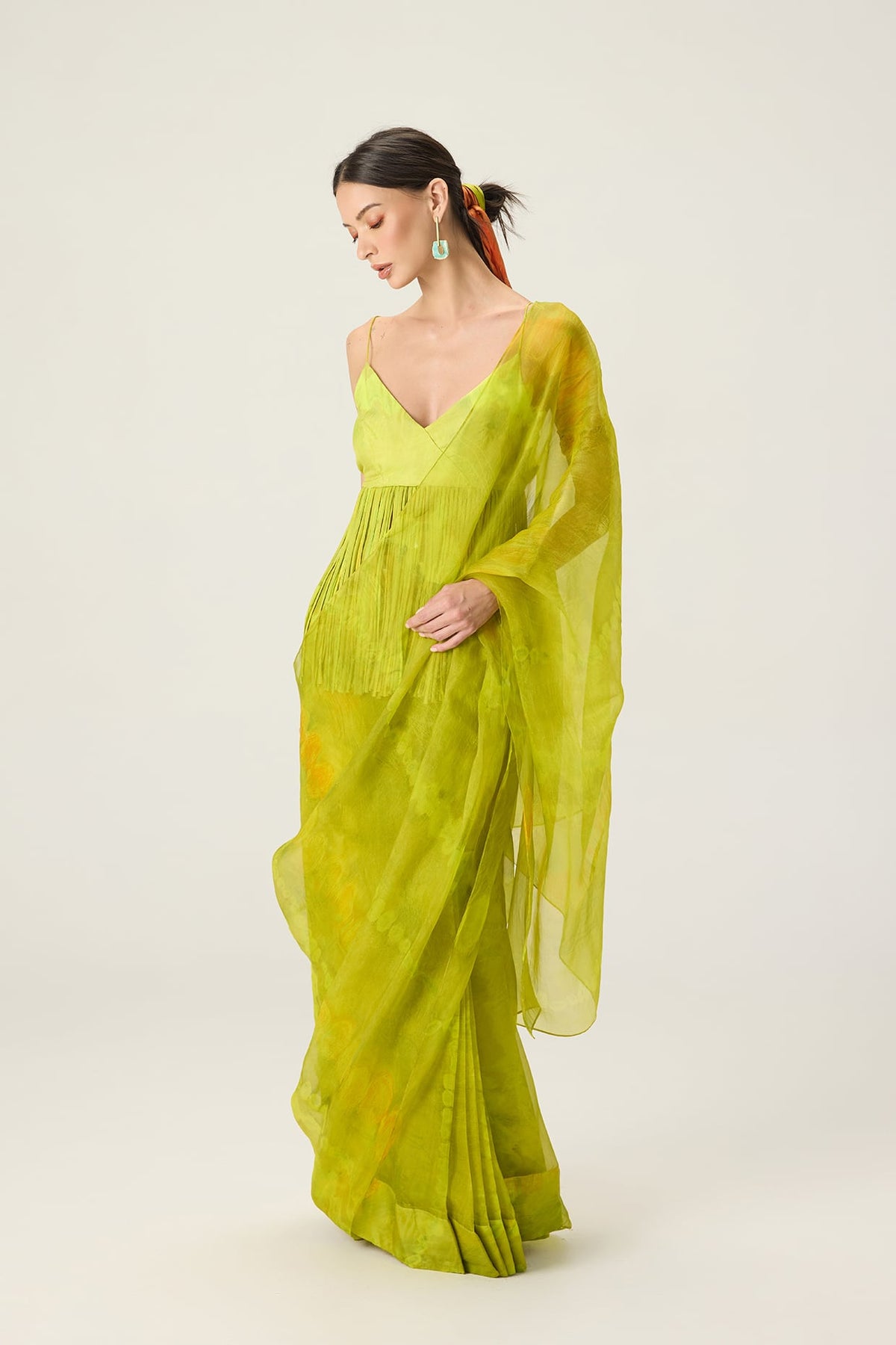 RAVEN BLOUSE / AGATHA SARI