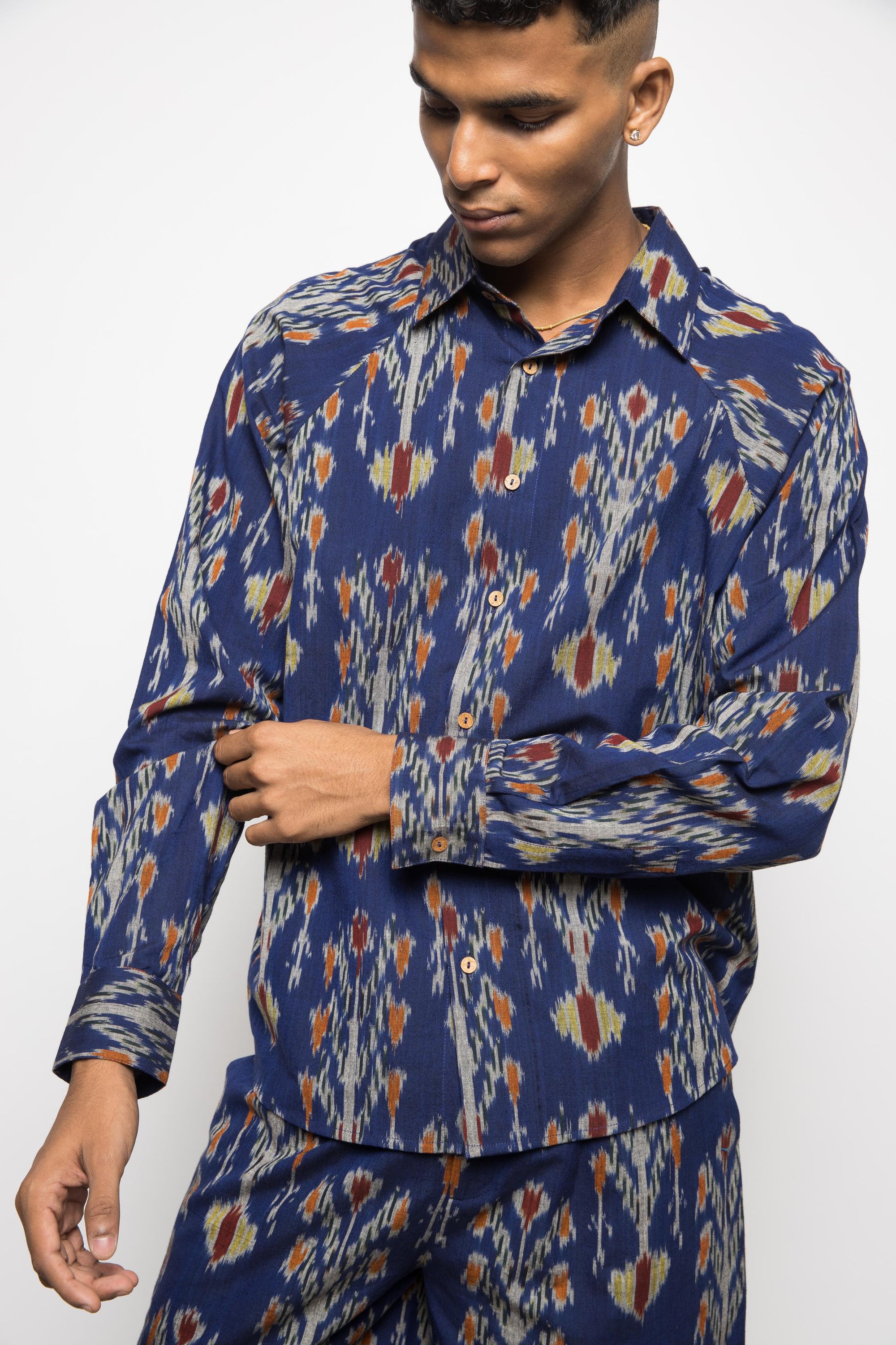 THE ROYAL RAGLAN