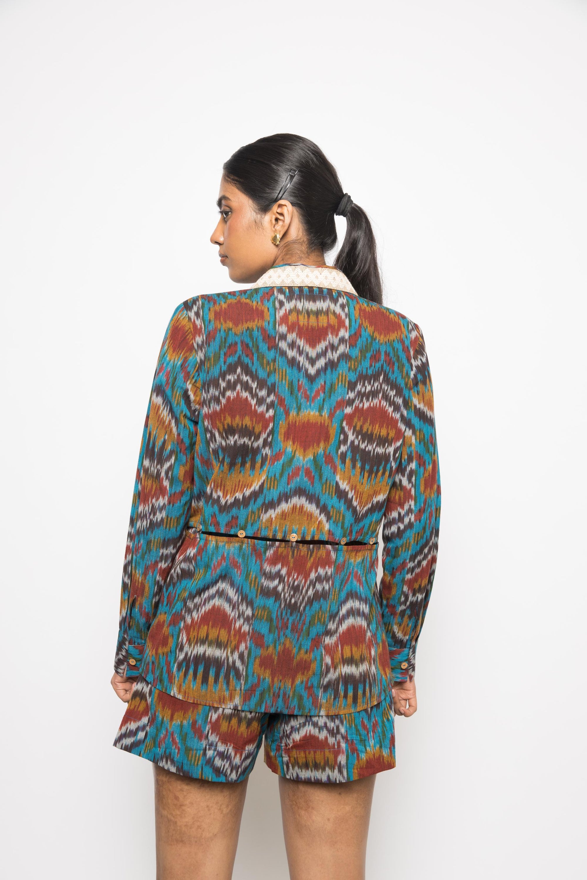SLOUCHY PLEATED SHORTS - TURQUOISE