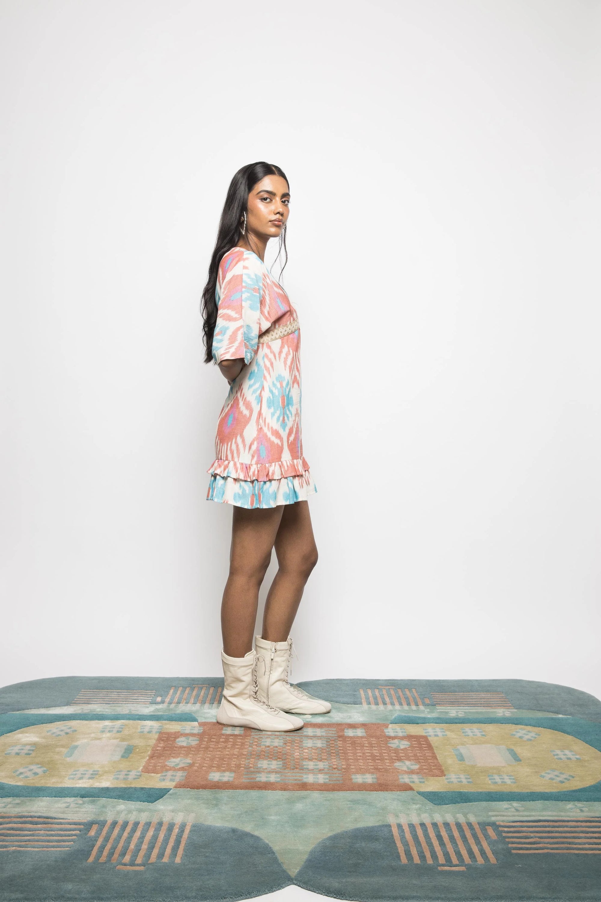 PLUNGE NECK RUFFLE MINI