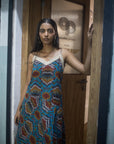 ASYMMETRIC WAIST SLING DRESS