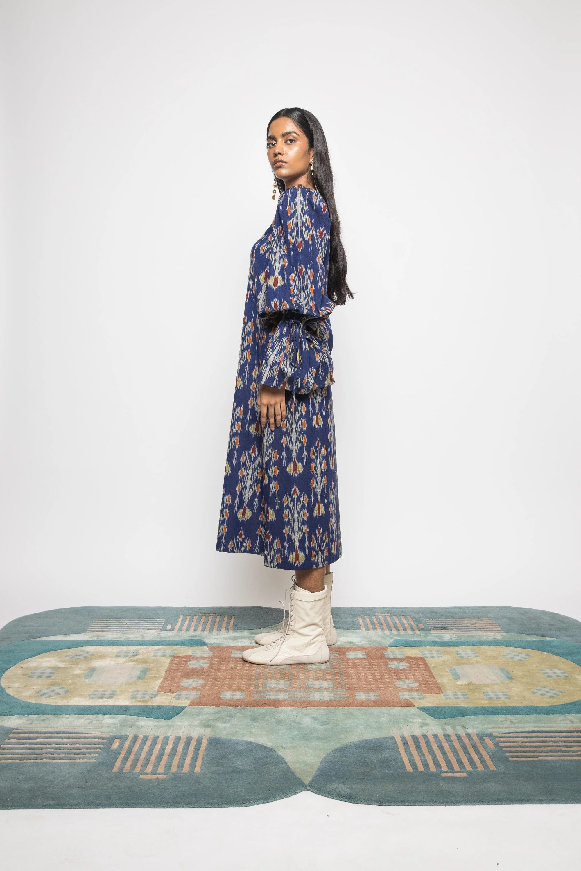 THE LITTLE BIG DRESS
