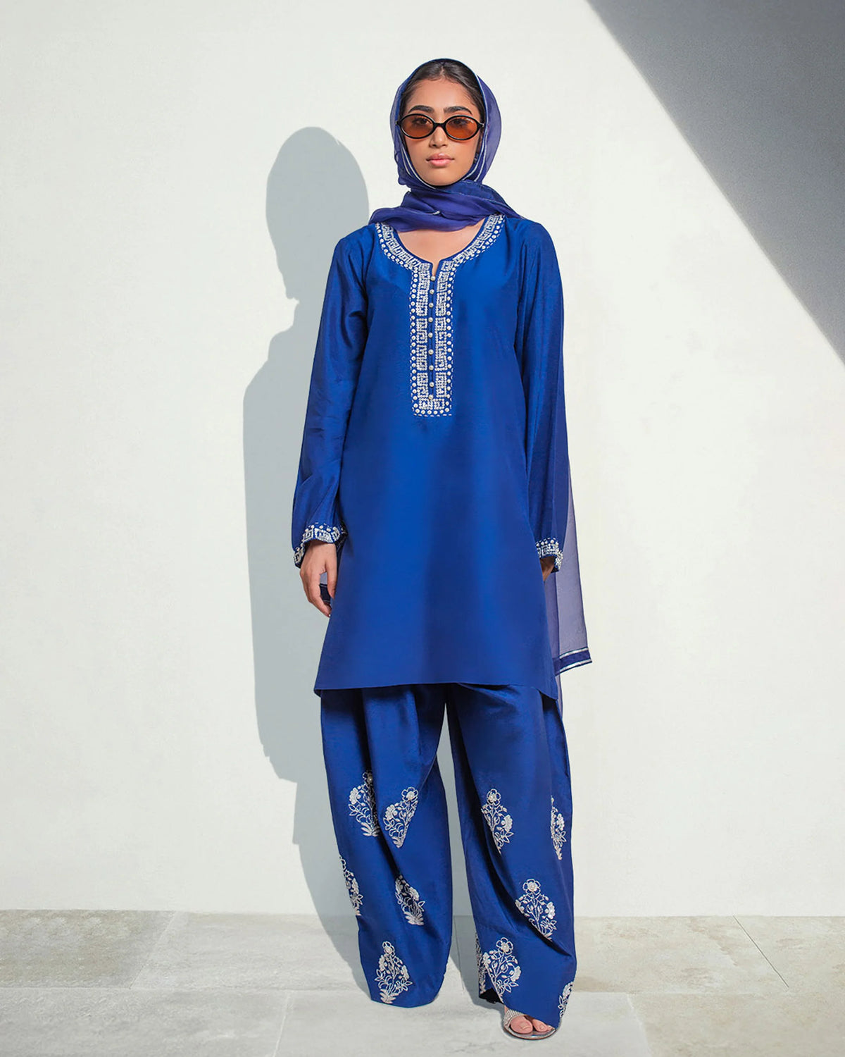 Blue Luxe Embroidered Farshi Suit Set with Dupatta