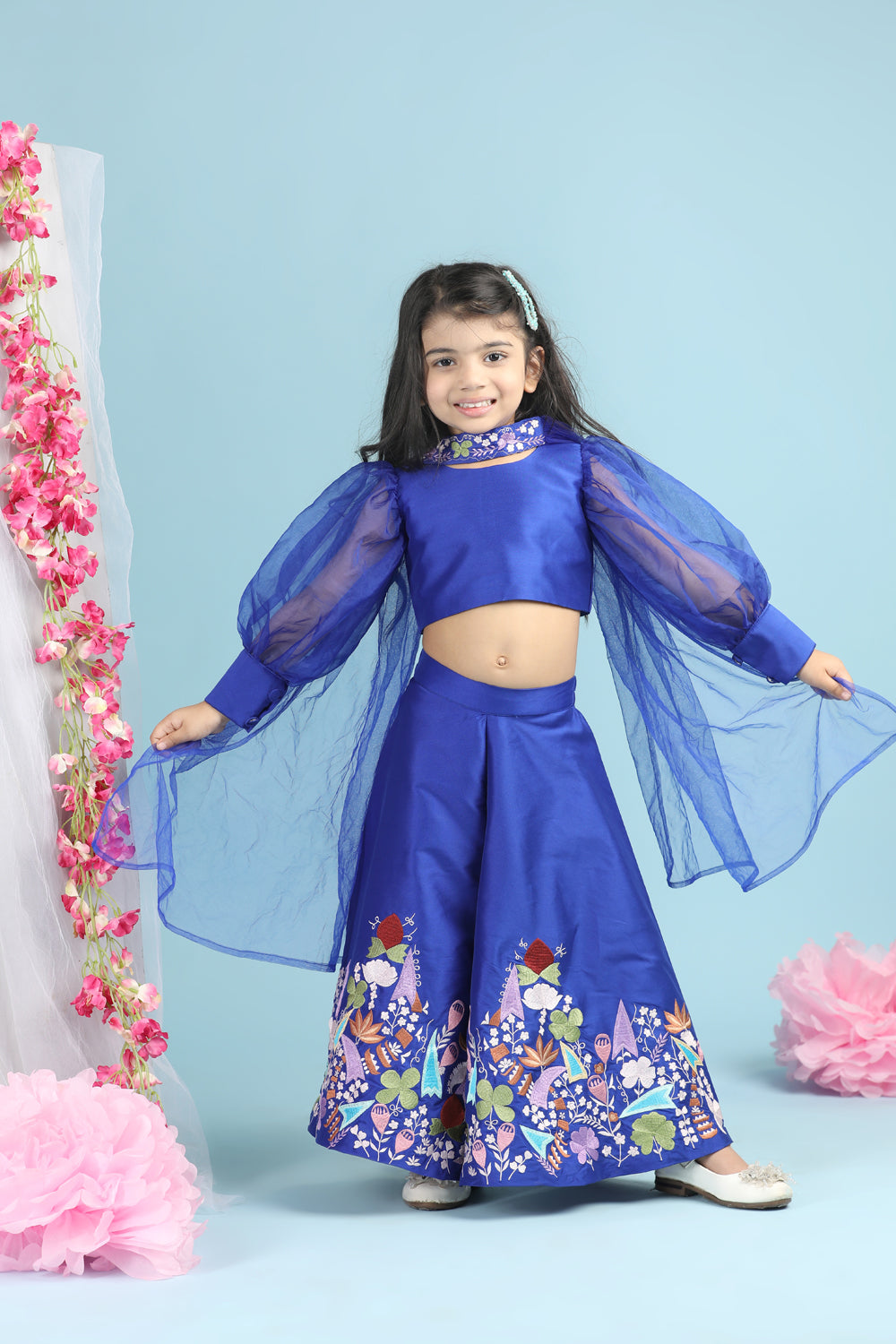 Top with Organza Sleeves and Pants with Thread Embroidery N Choker Dupatta