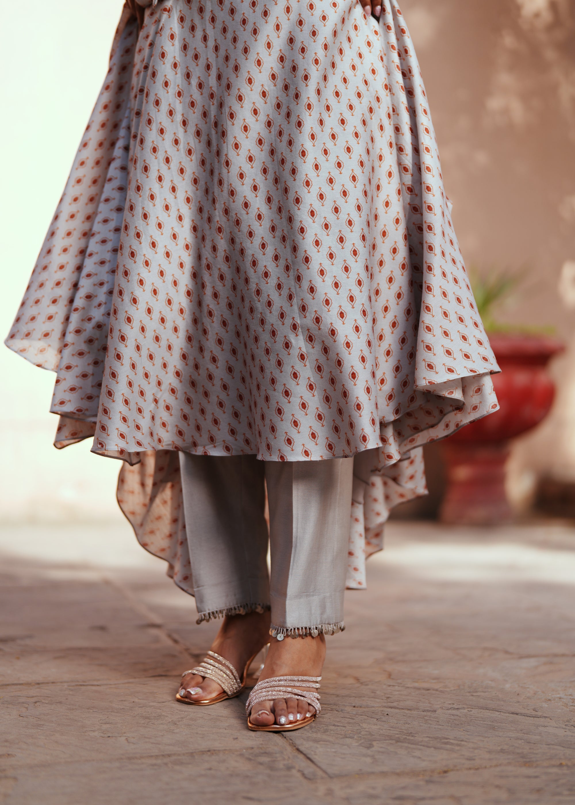 Grey Chanderi Embroidered Kurta Set