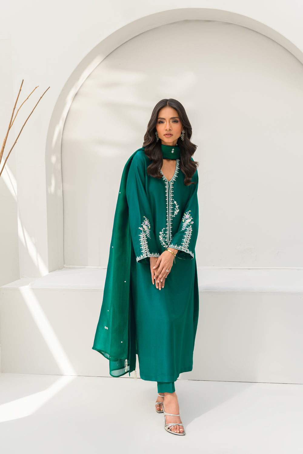 Khushboo &amp; Pankaj Women Emerald Green Embroidered Silk Suit Set
