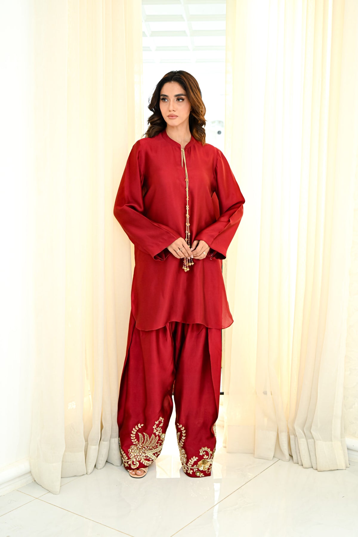 Khushboo &amp; Pankaj Red Silk Embroidered Farshi Kurta Set