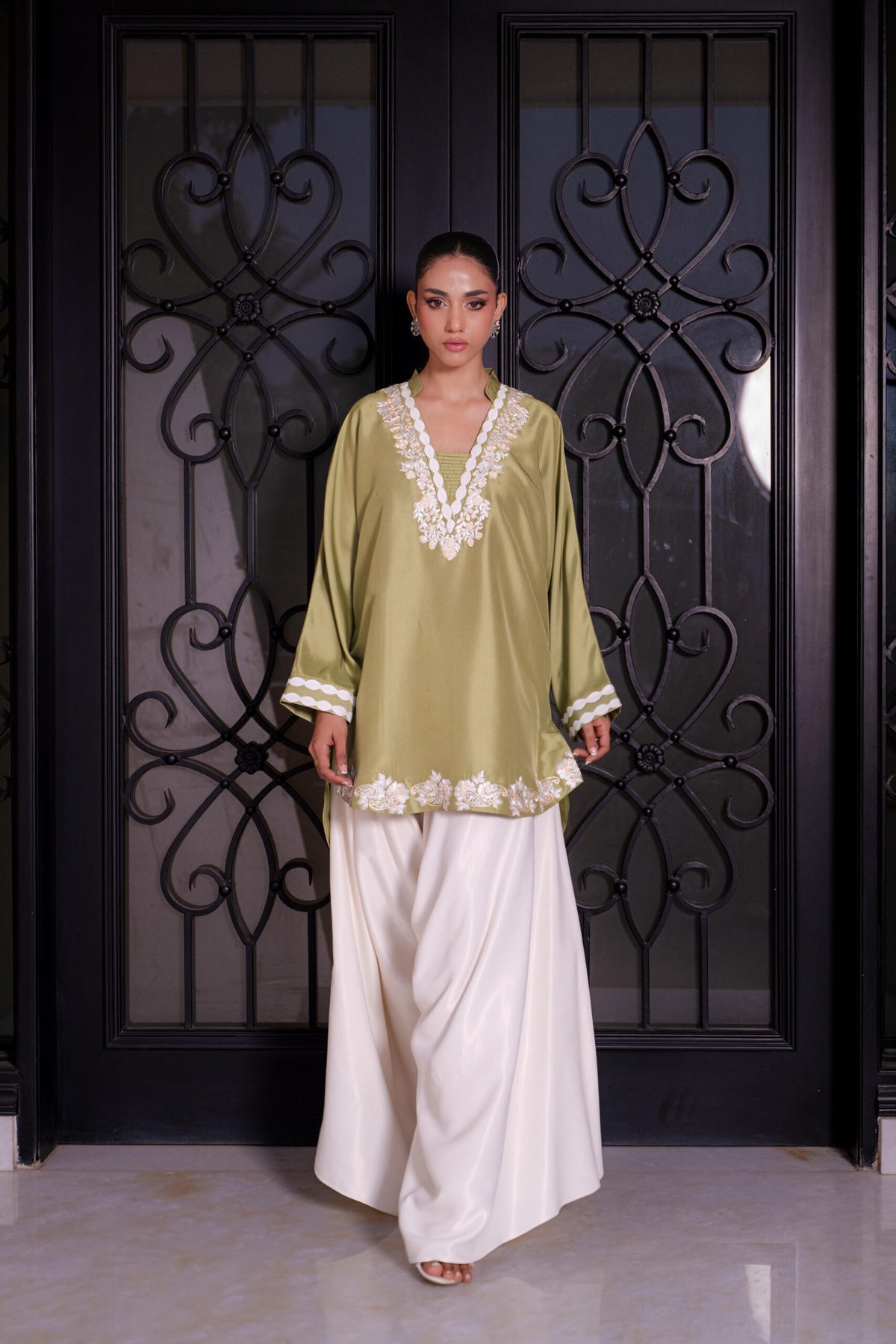 Khushboo &amp; Pankaj Women Olive Green Embroidered Kurta Set with Farshi Salwar