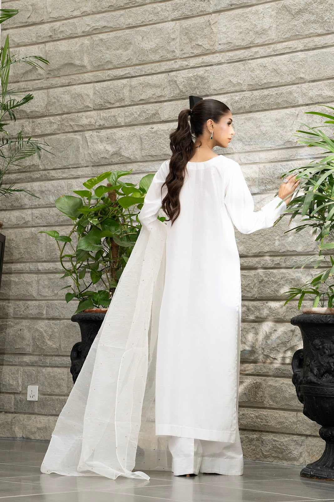 Khushboo &amp; Pankaj Ivory White Pure Silk Kurta Set (Silk Serenity)