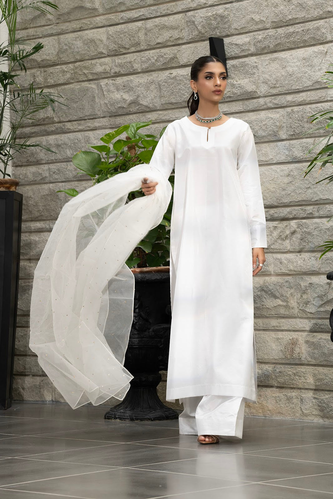 Khushboo &amp; Pankaj Ivory White Pure Silk Kurta Set (Silk Serenity)
