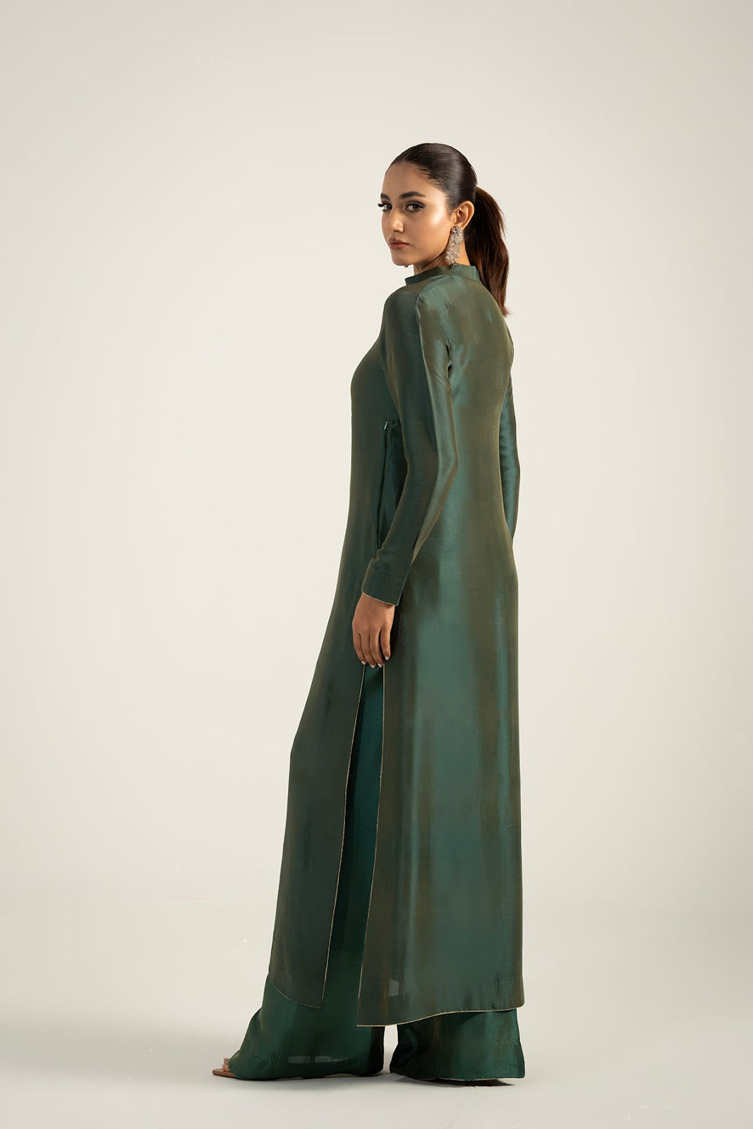 Khushboo &amp; Pankaj Emerald Green Pure Silk Kurta Set (Silk Serenity)