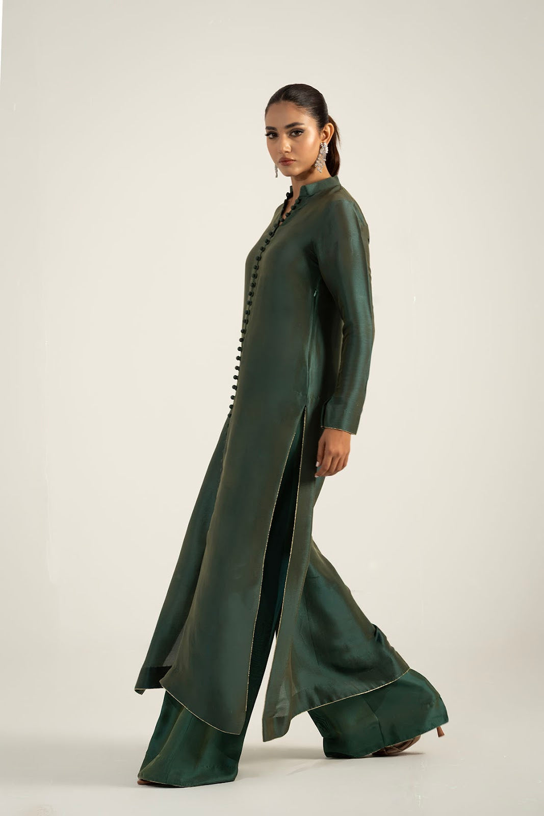 Khushboo &amp; Pankaj Emerald Green Pure Silk Kurta Set (Silk Serenity)