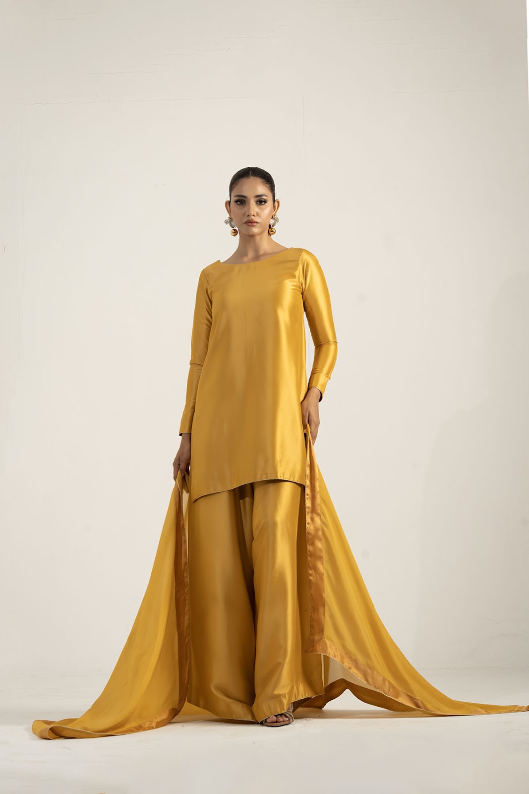 Khushboo &amp; Pankaj Mustard Yellow Pure Silk Kurta Set (Silk Serenity)