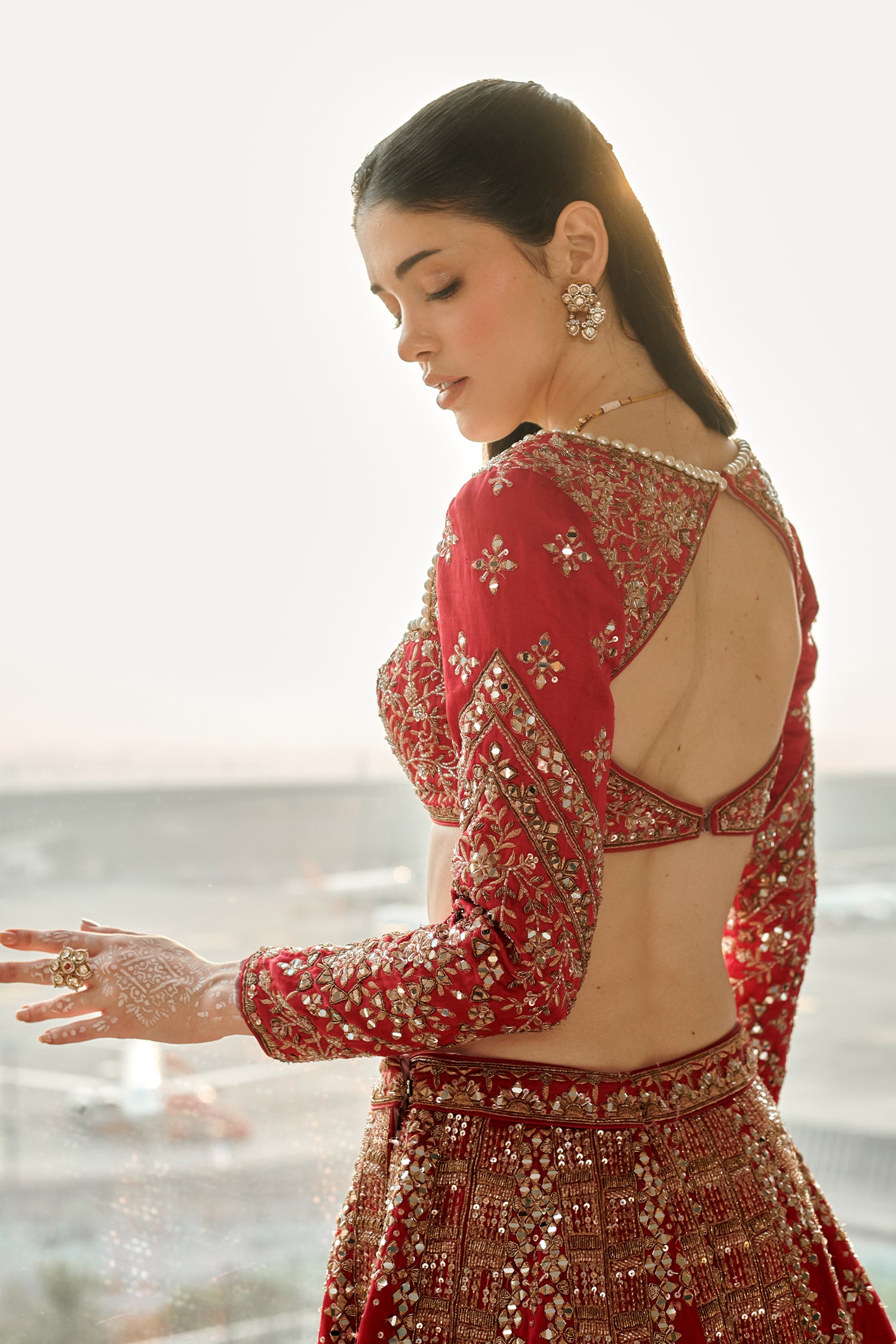 Aayna Lehenga Set. 3 (Lehenga + Blouse + Dupatta)