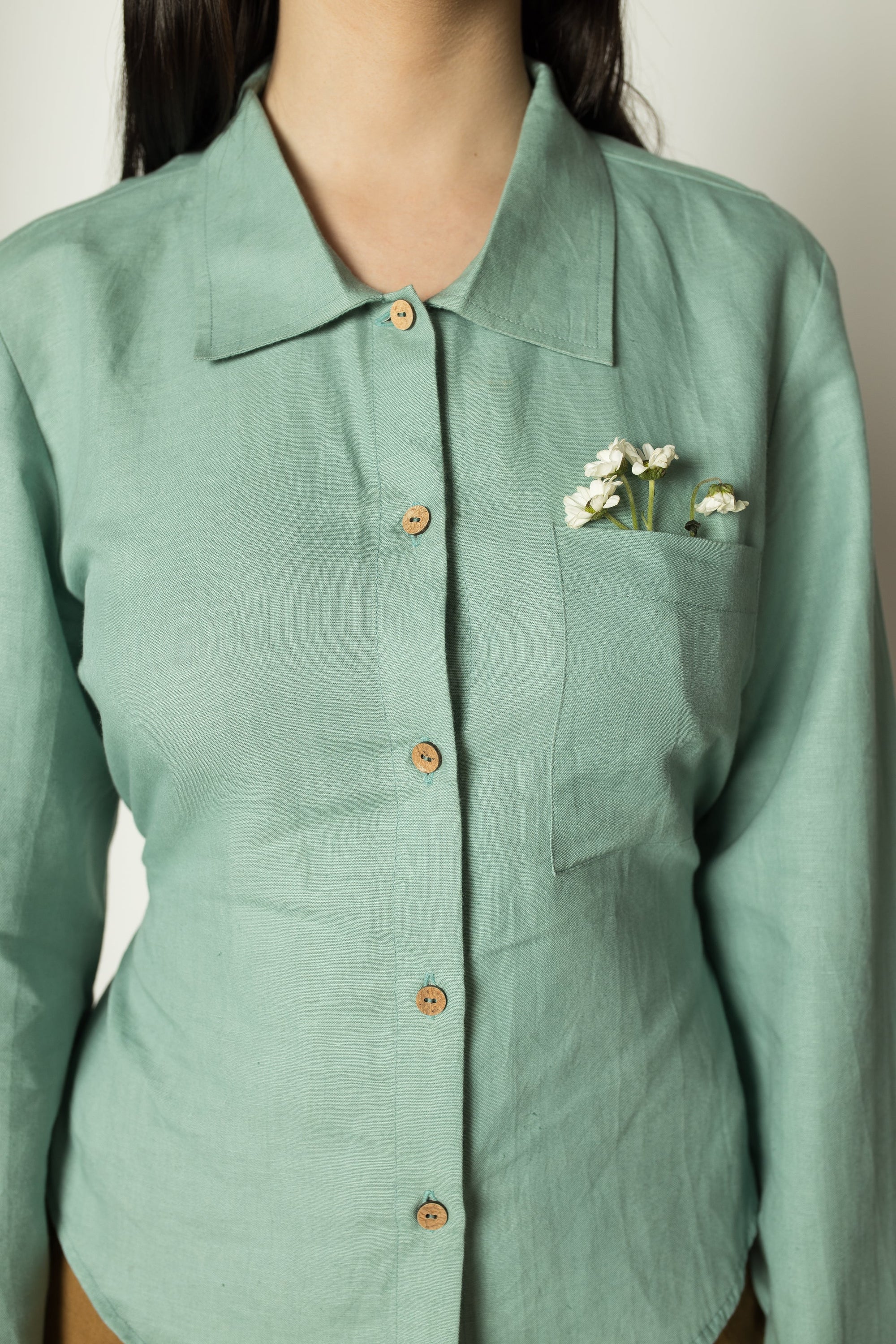THE BACK TIE SHIRT